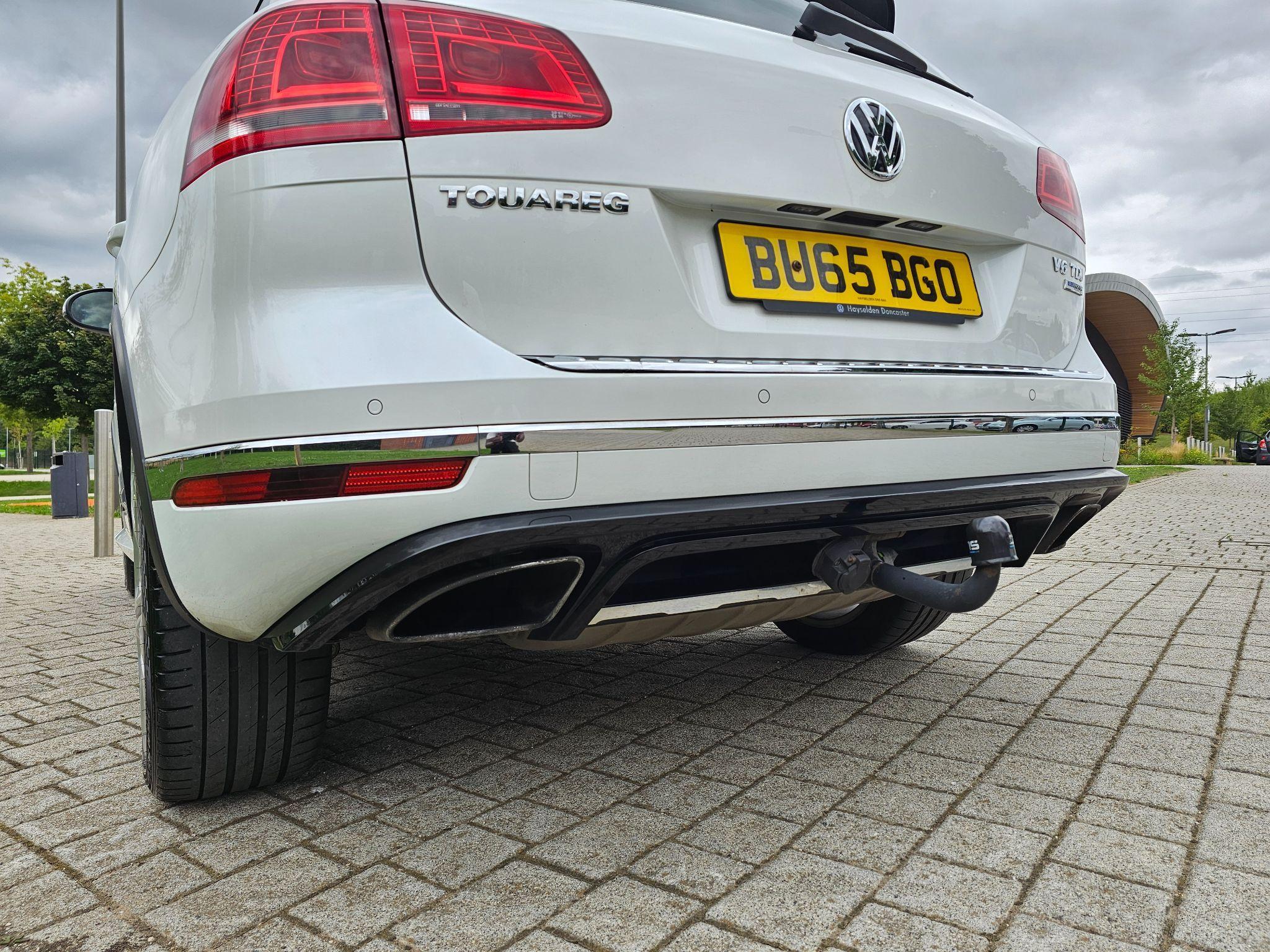 Volkswagen Touareg - Image 10