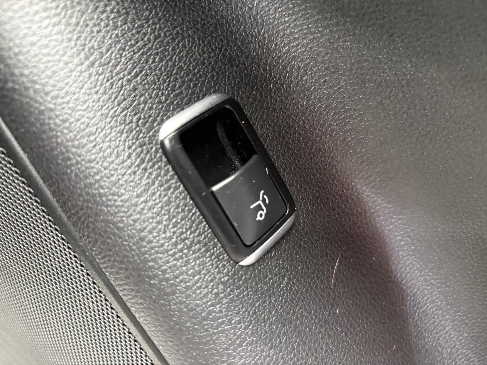 Mercedes M Class - Image 19
