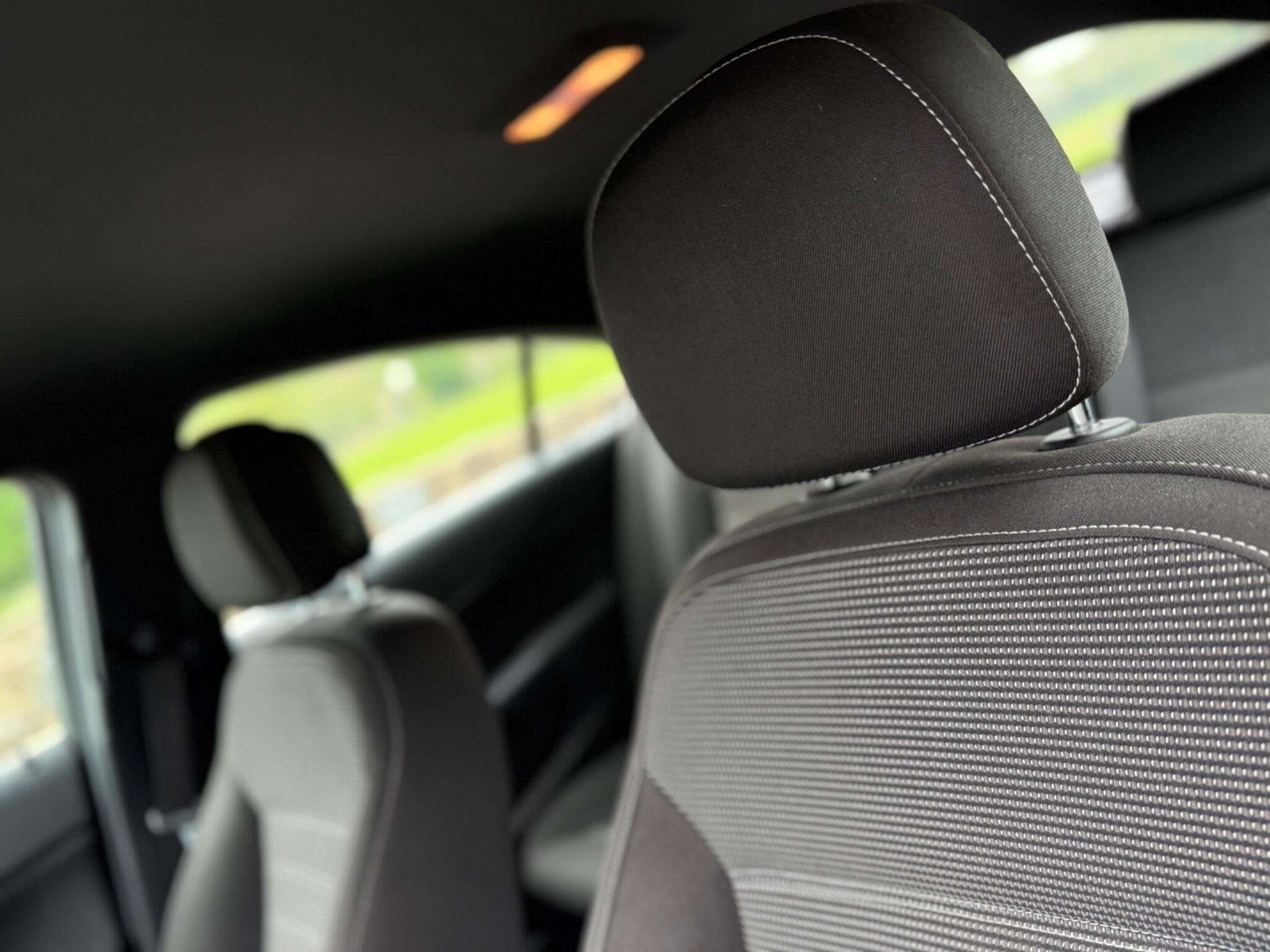 Vauxhall Insignia - Image 38