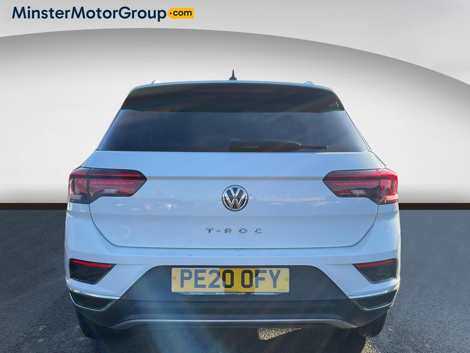 Volkswagen T-Roc - Image 3