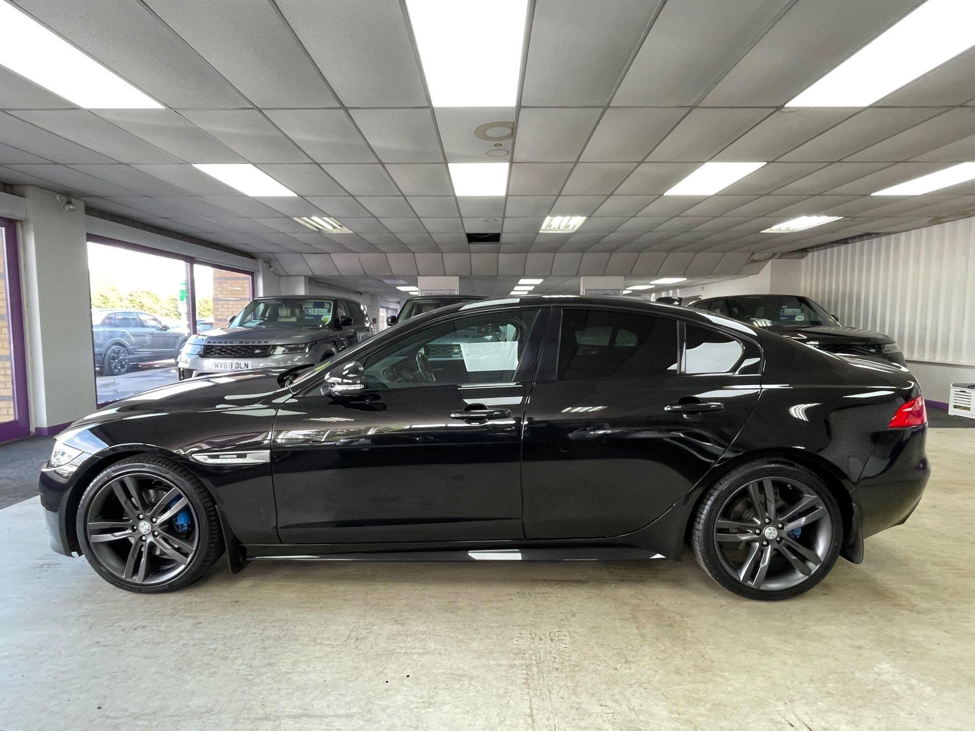 Jaguar XE - Image 12
