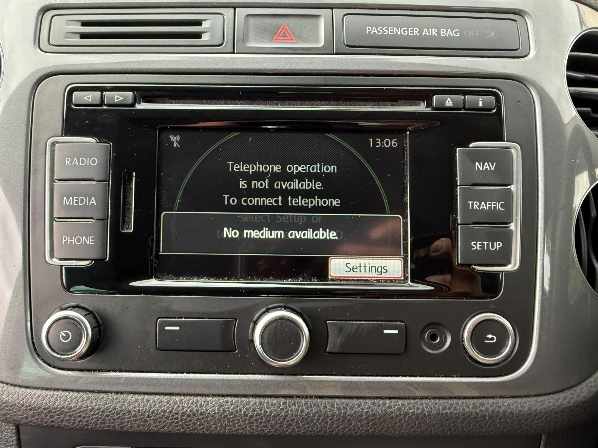 Volkswagen Tiguan - Image 12