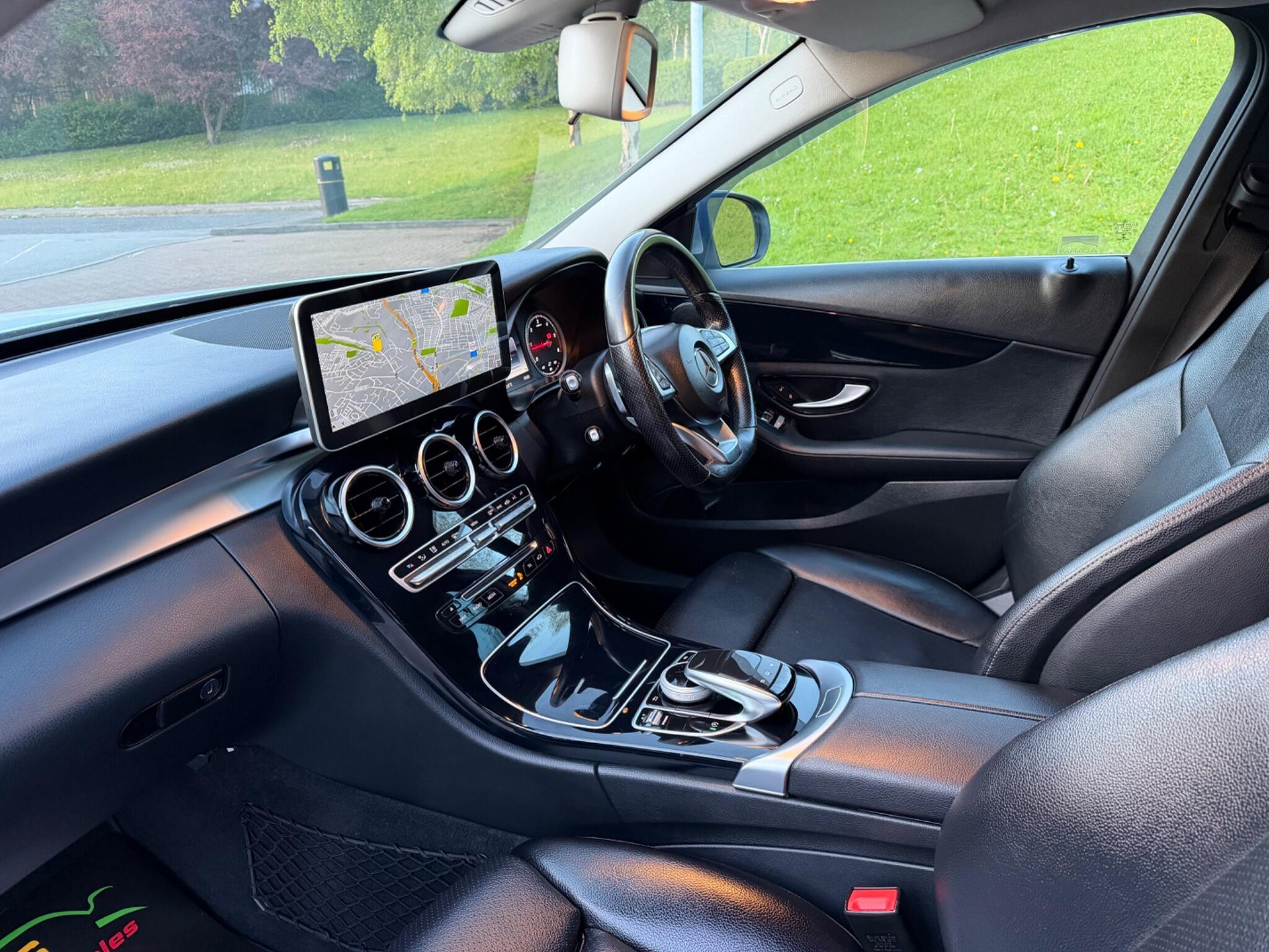 Mercedes C Class - Image 40