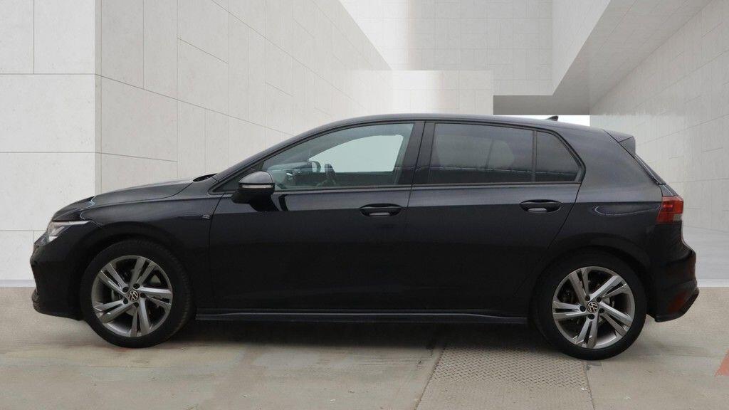Volkswagen Golf - Image 9