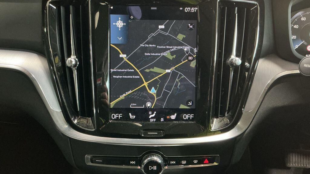 Volvo V60 - Image 2