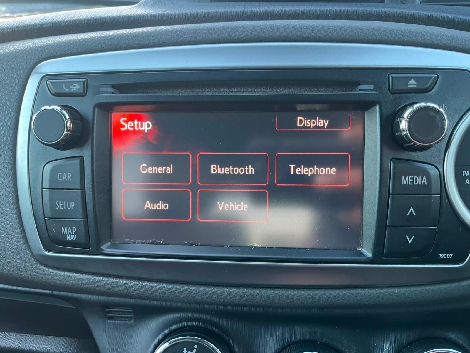 Toyota Yaris - Image 15