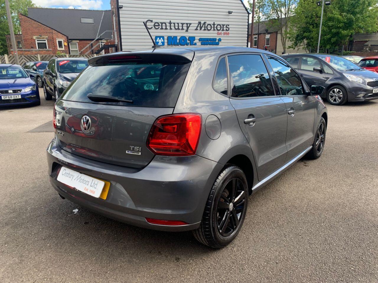 Volkswagen Polo - Image 6