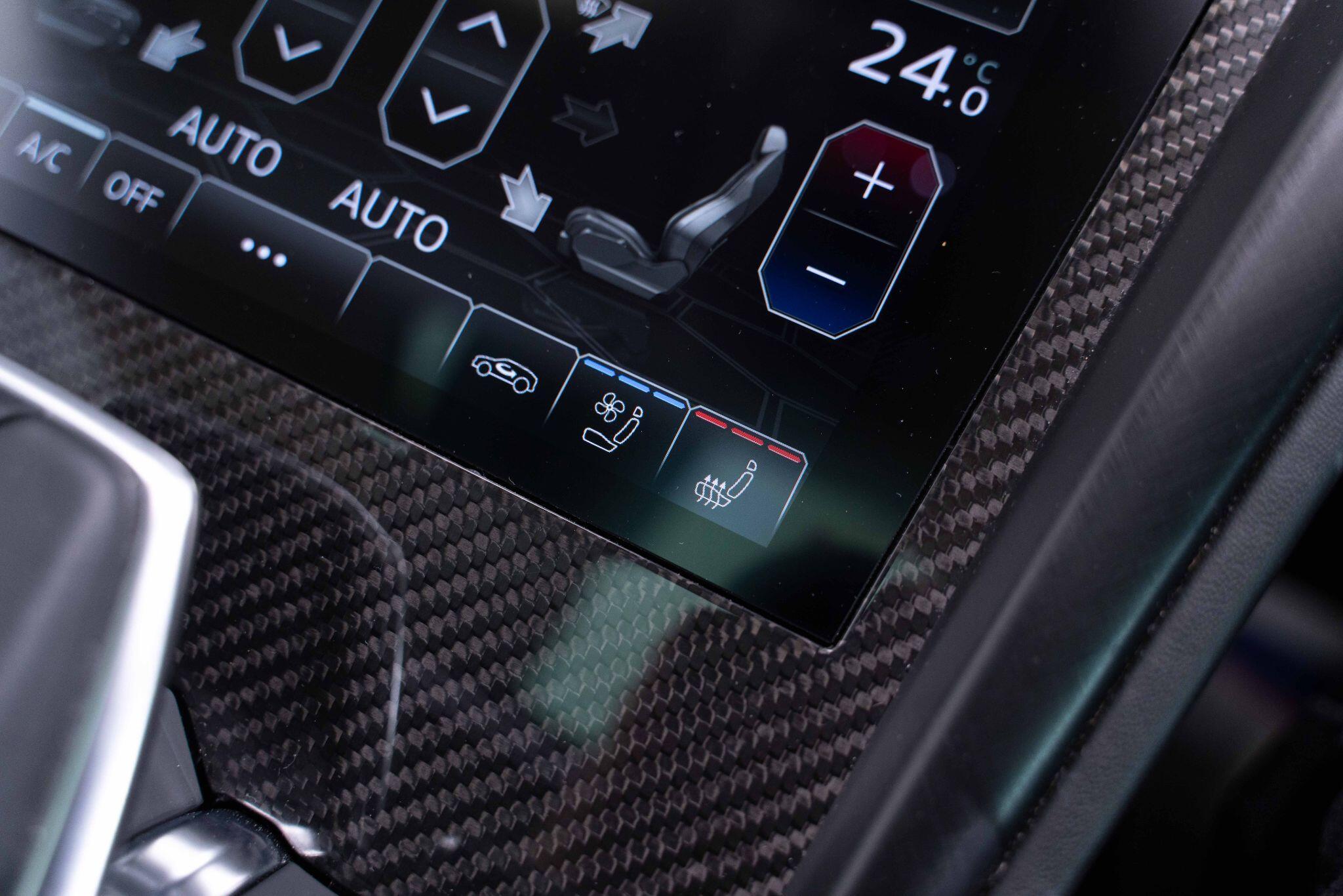 Lamborghini Urus - Image 65