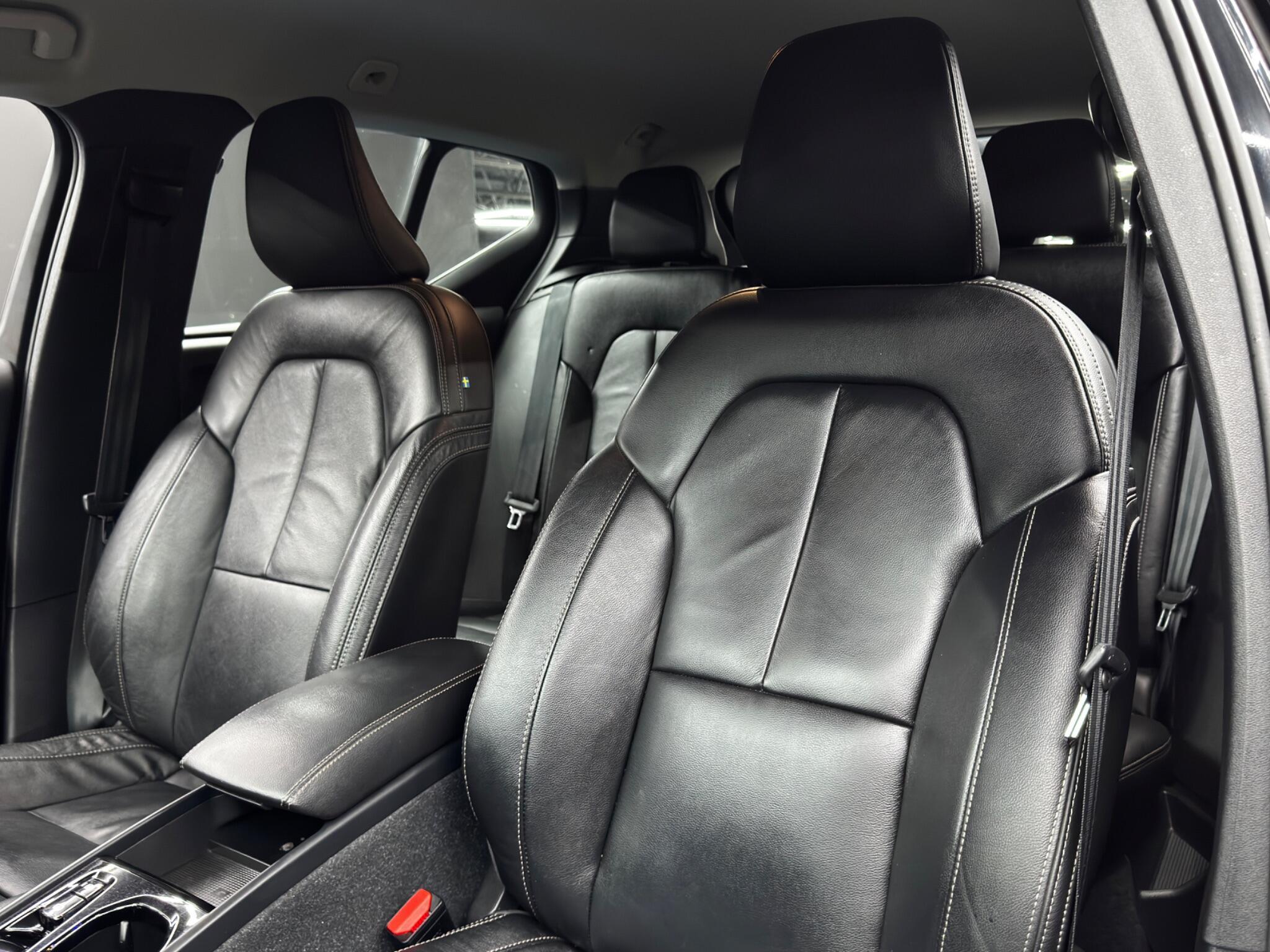 Volvo XC40 - Image 14