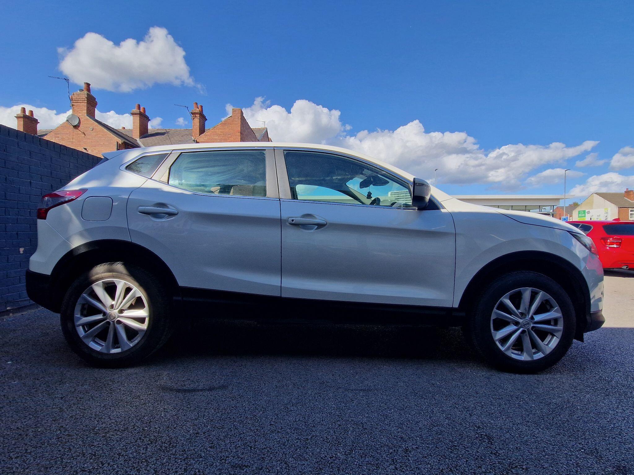 Nissan Qashqai - Image 7