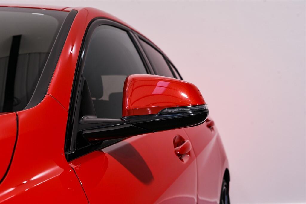 BMW 1 Series - Image 10