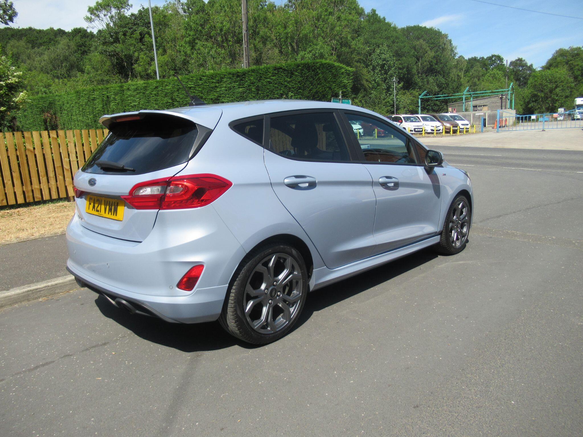 Ford Fiesta - Image 4