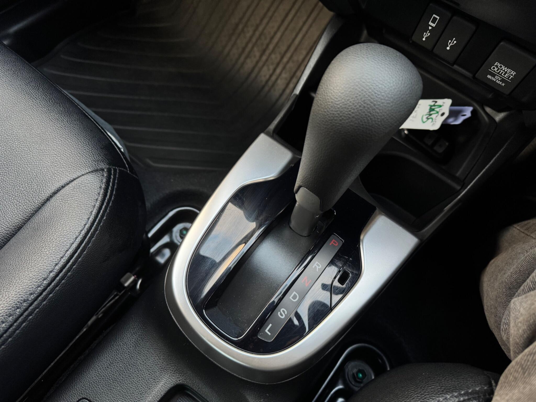 Honda Jazz - Image 25