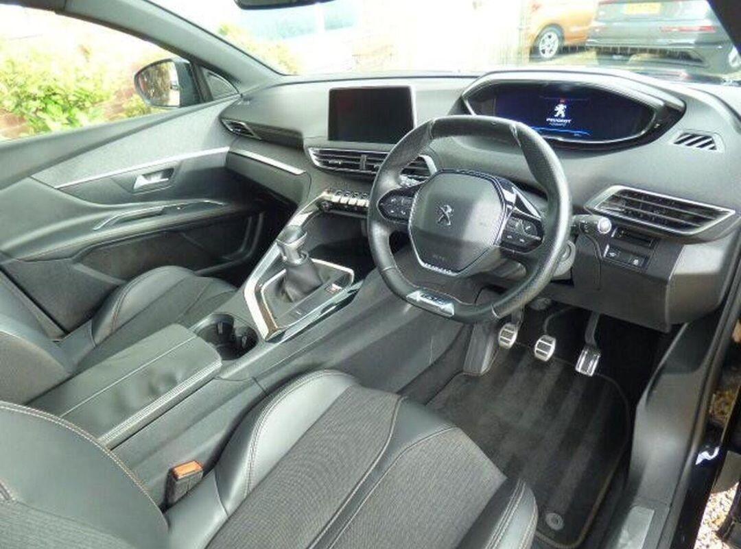 Peugeot 3008 - Image 12