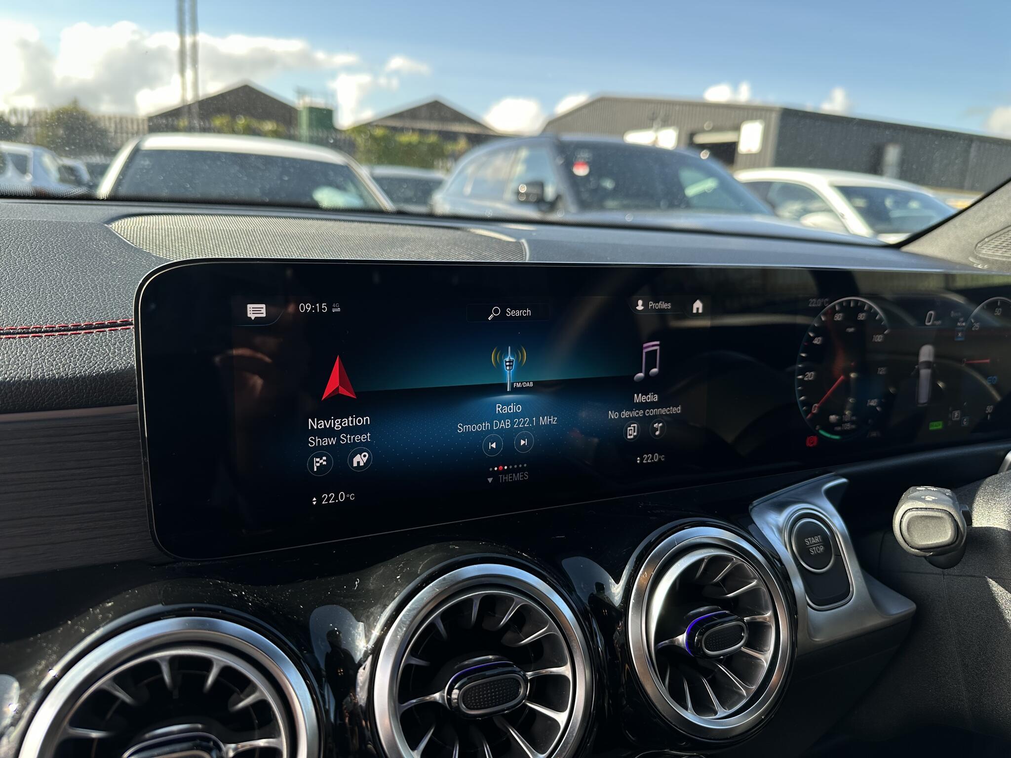 Mercedes Eqb - Image 15