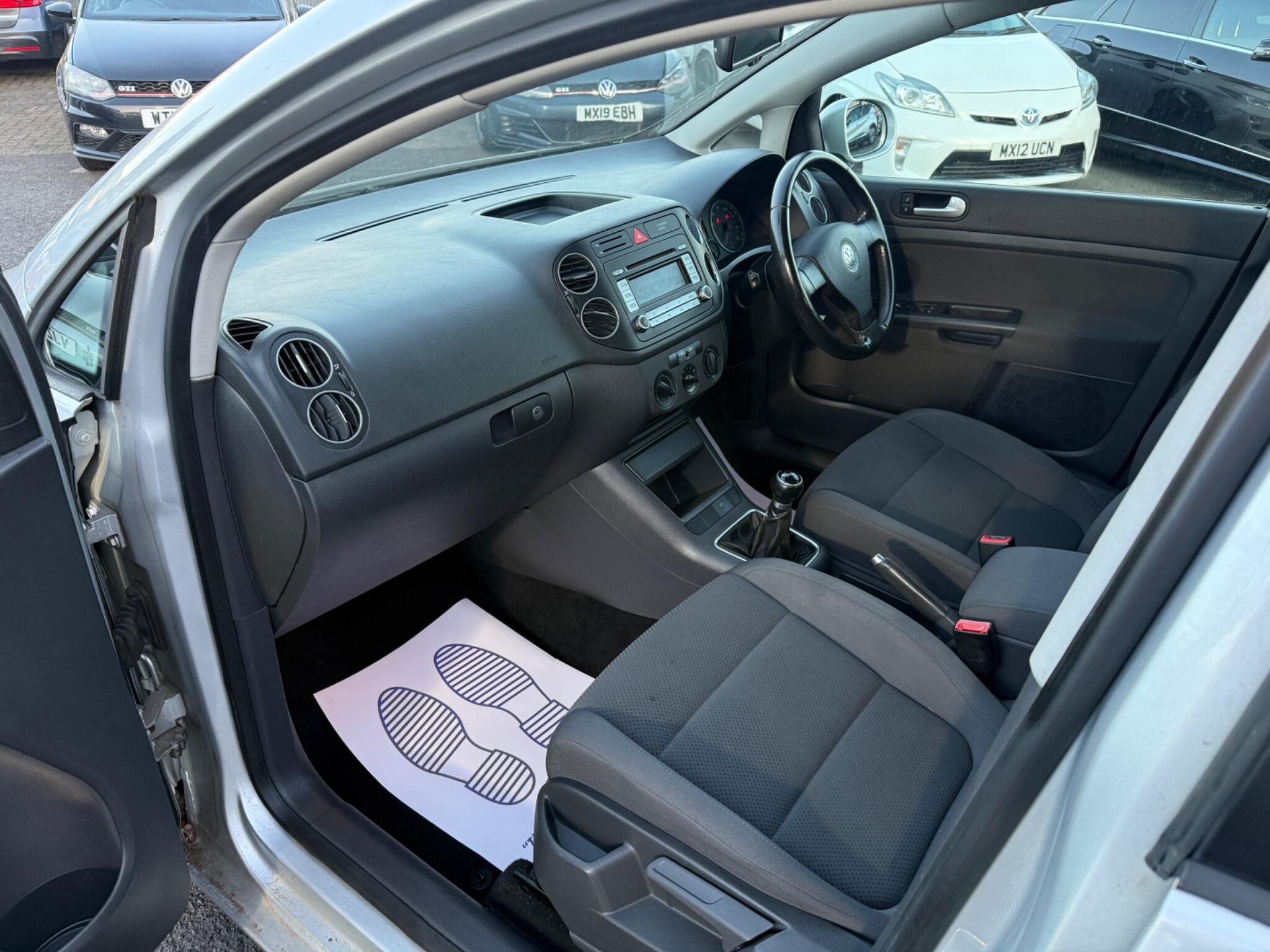 Volkswagen Golf Plus - Image 22