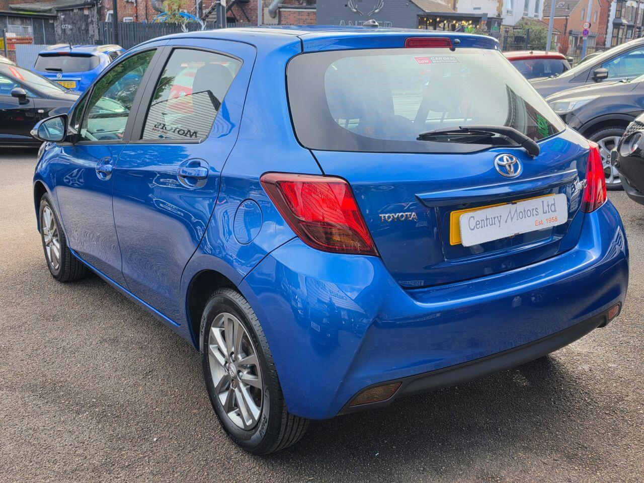 Toyota Yaris - Image 4