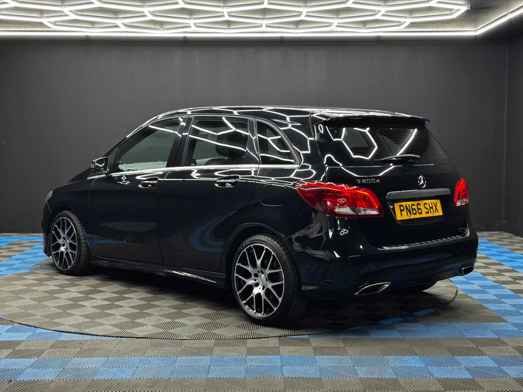 Mercedes B Class - Image 7