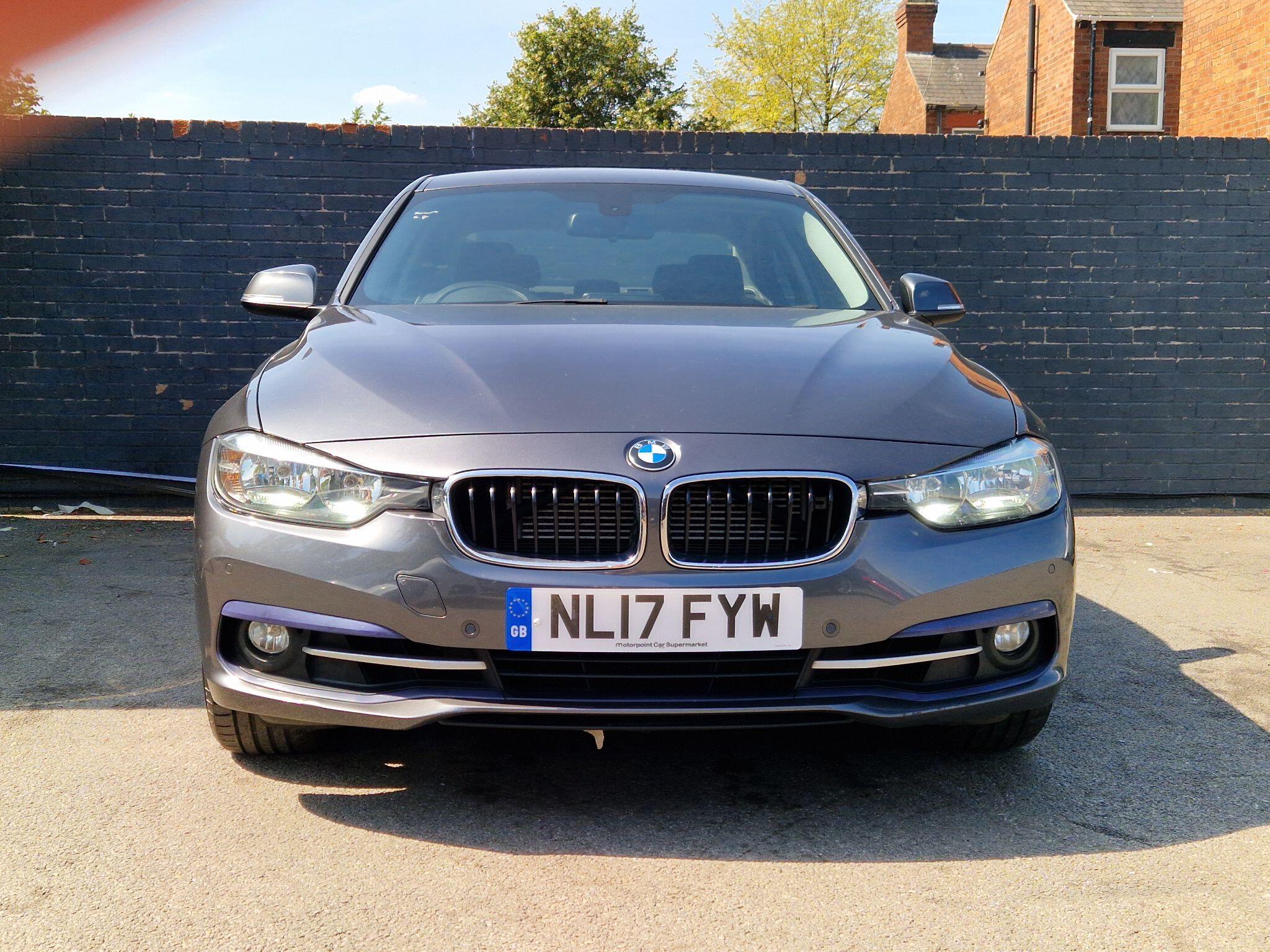 BMW 3 Series - Image 12