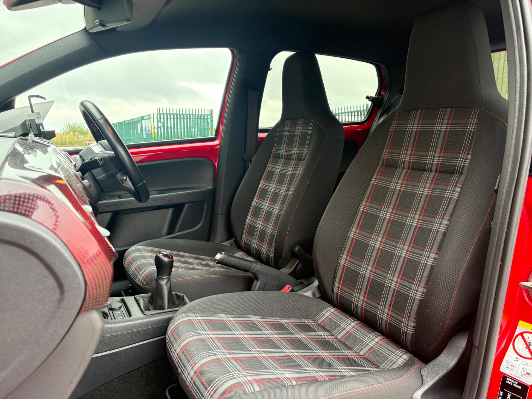 Volkswagen up! - Image 16