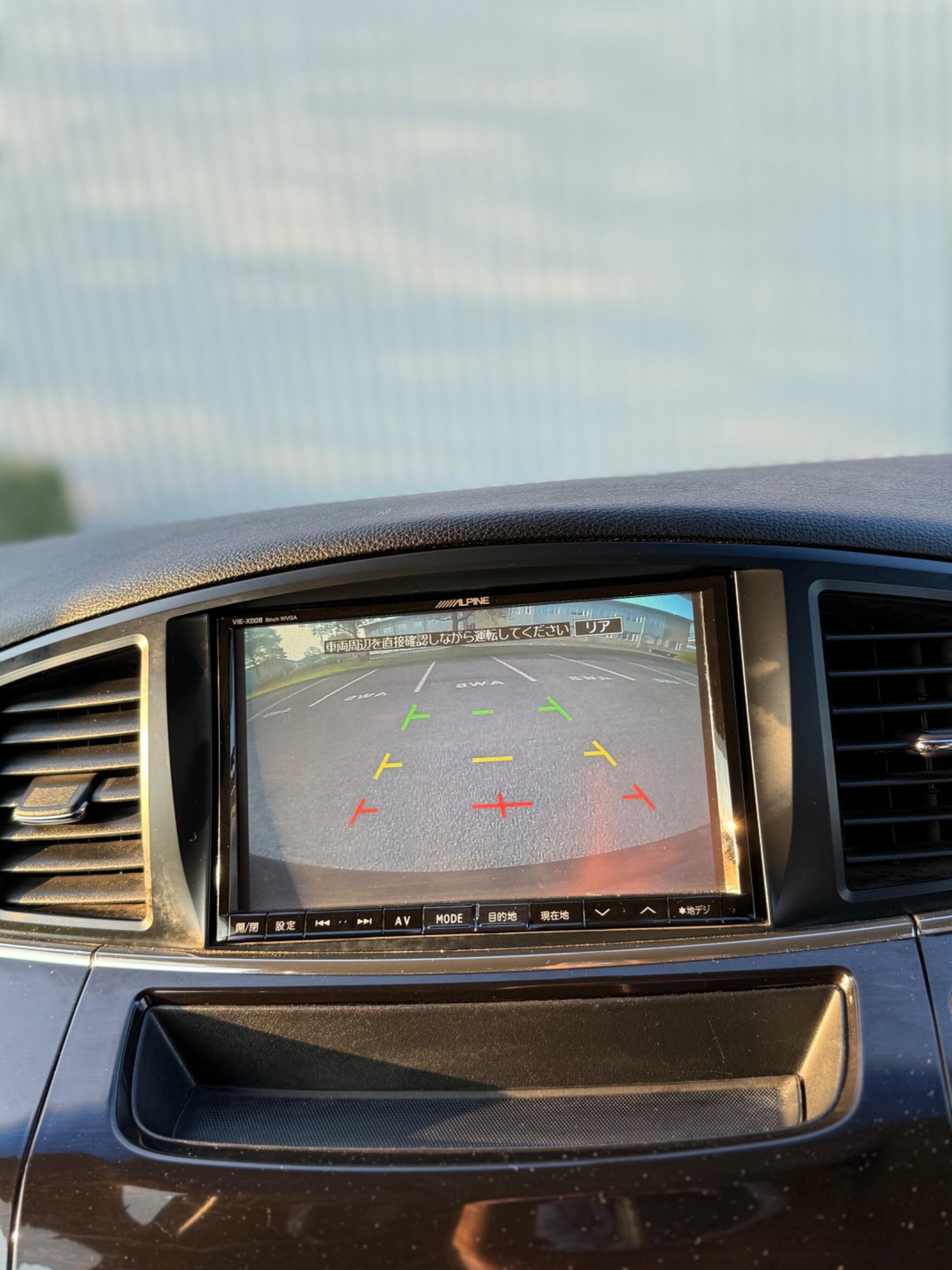 Nissan Elgrand - Image 40