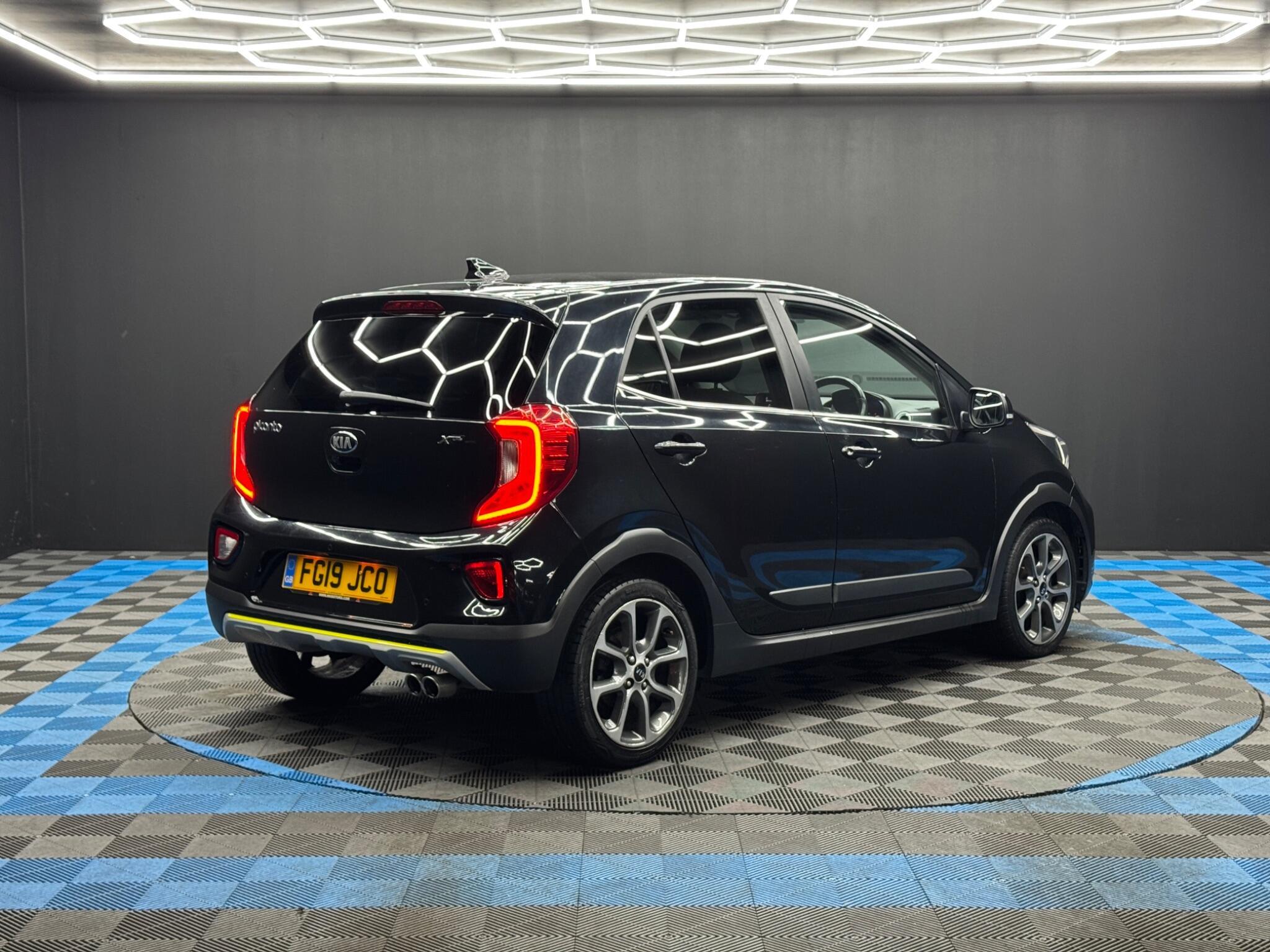 Kia Picanto - Image 11