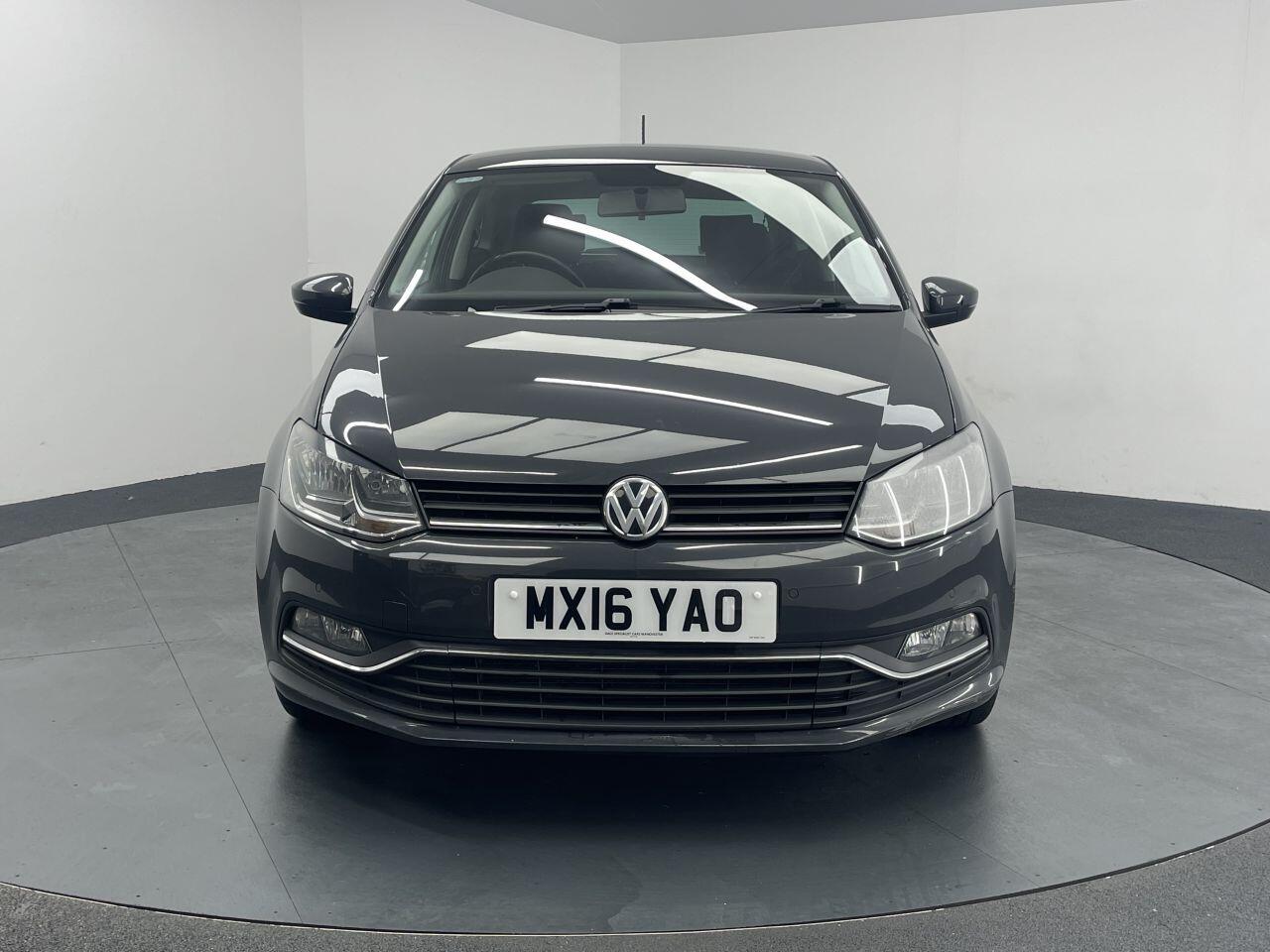 Volkswagen Polo - Image 9