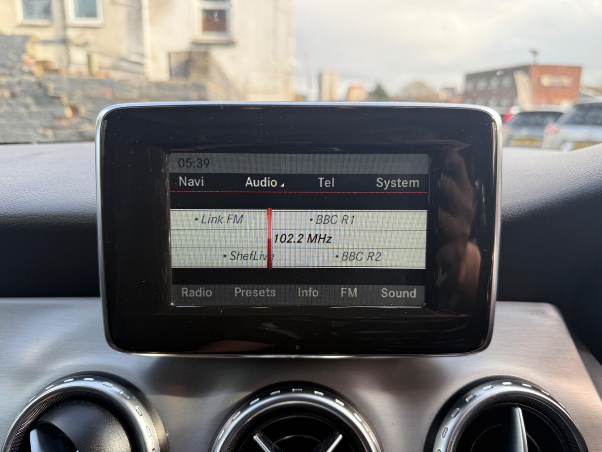 Mercedes GLA - Image 13