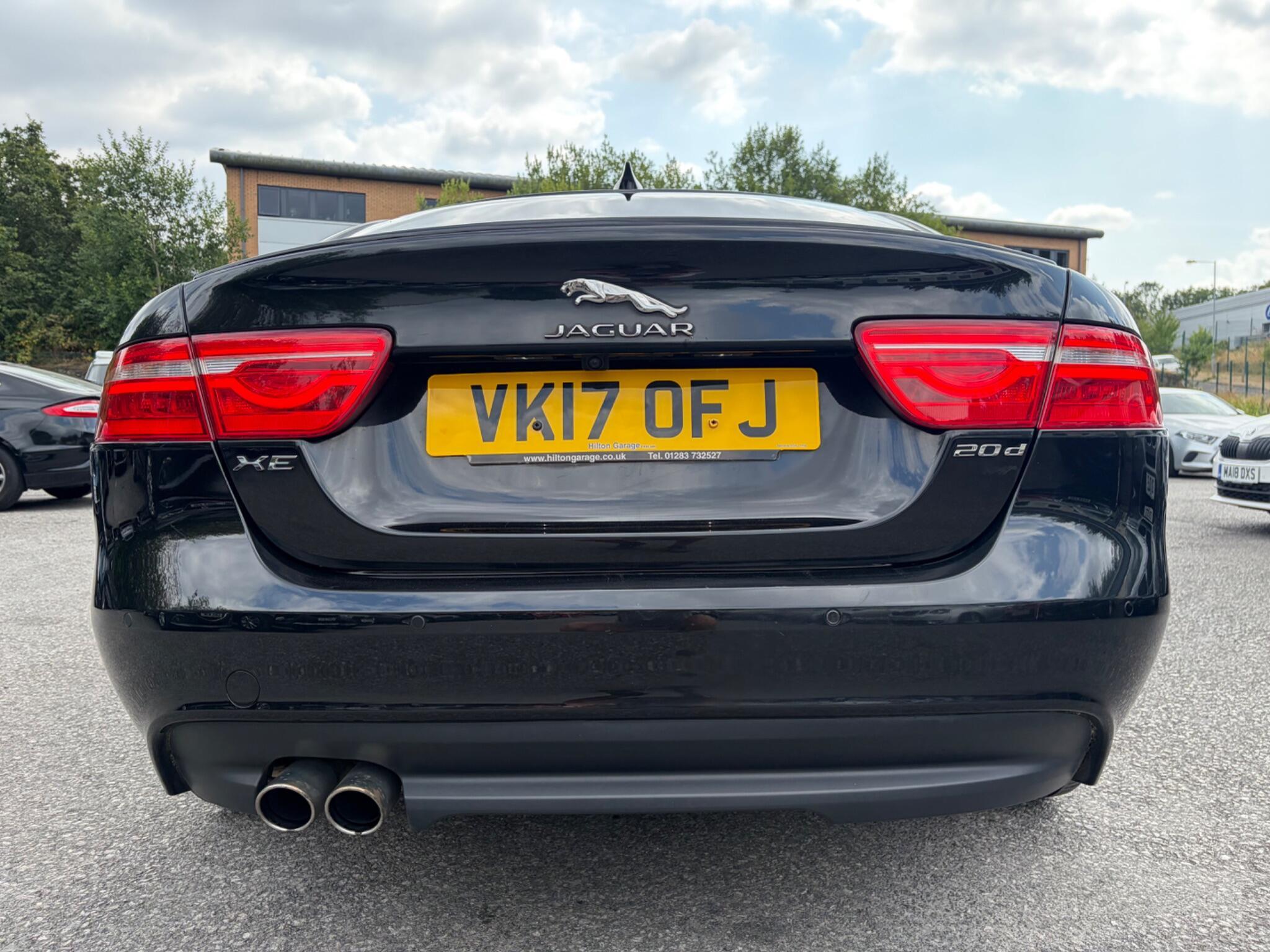 Jaguar XE - Image 13
