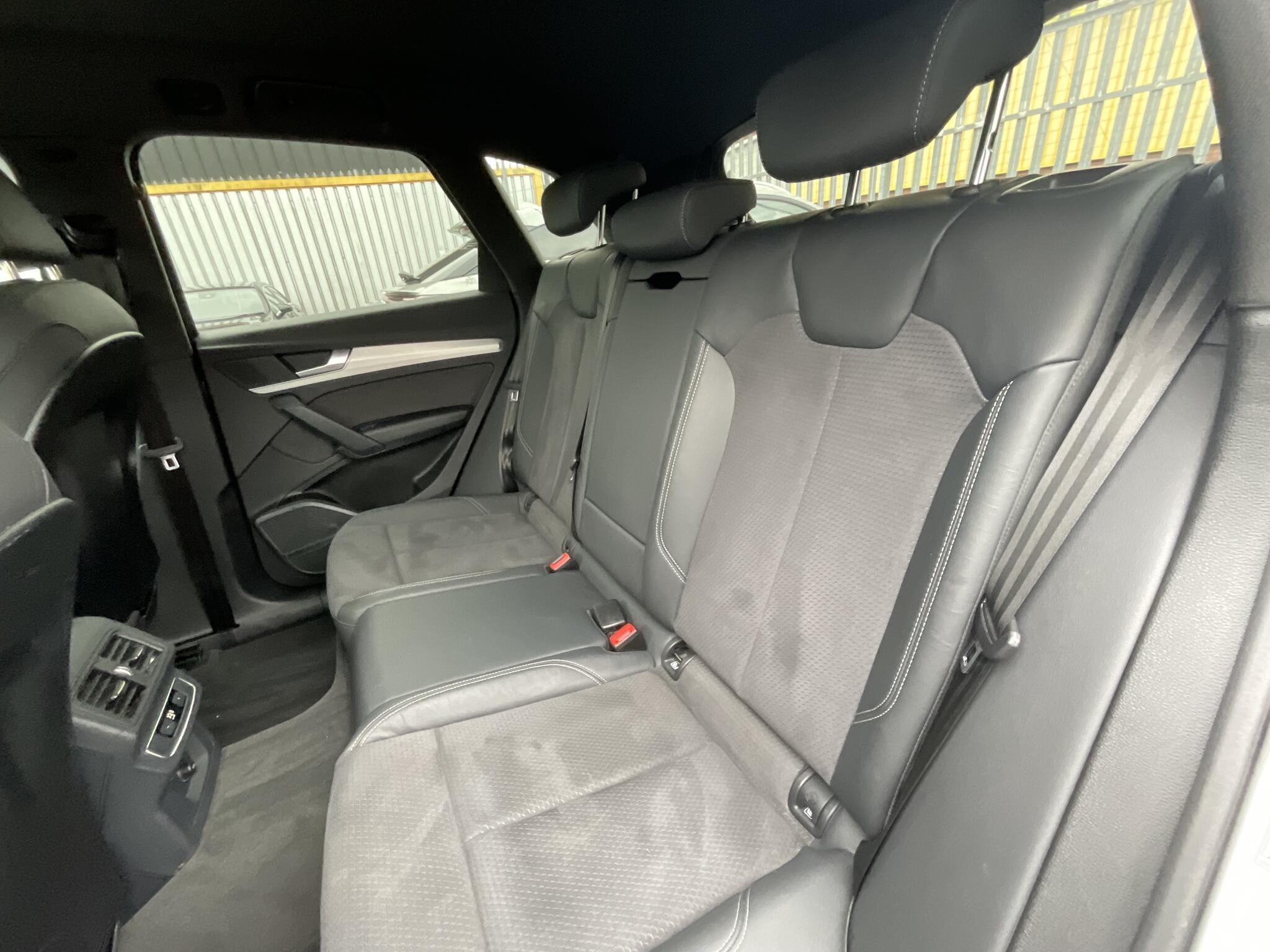 Audi Q5 - Image 14