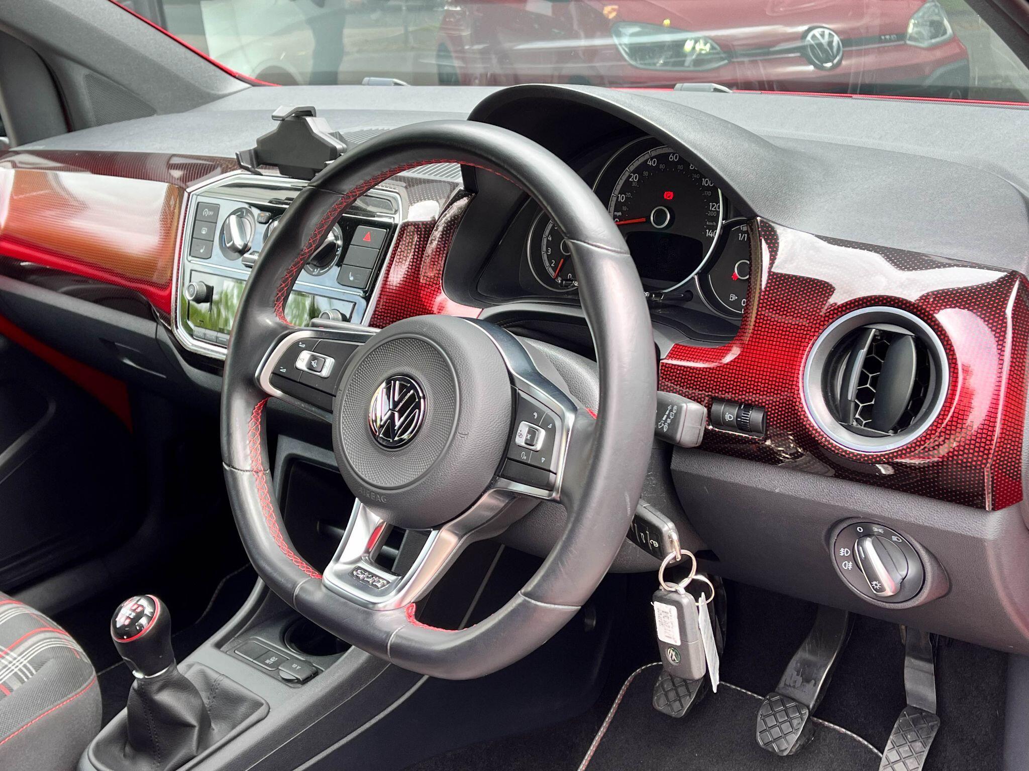 Volkswagen up! - Image 17