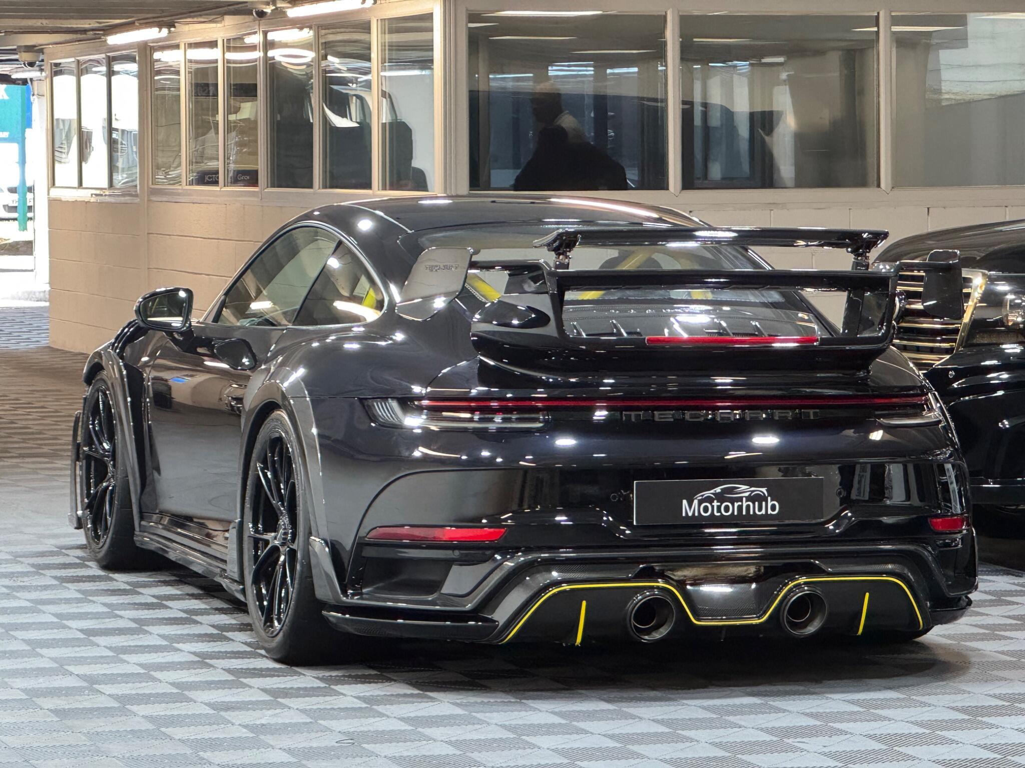 Porsche 911 - Image 3