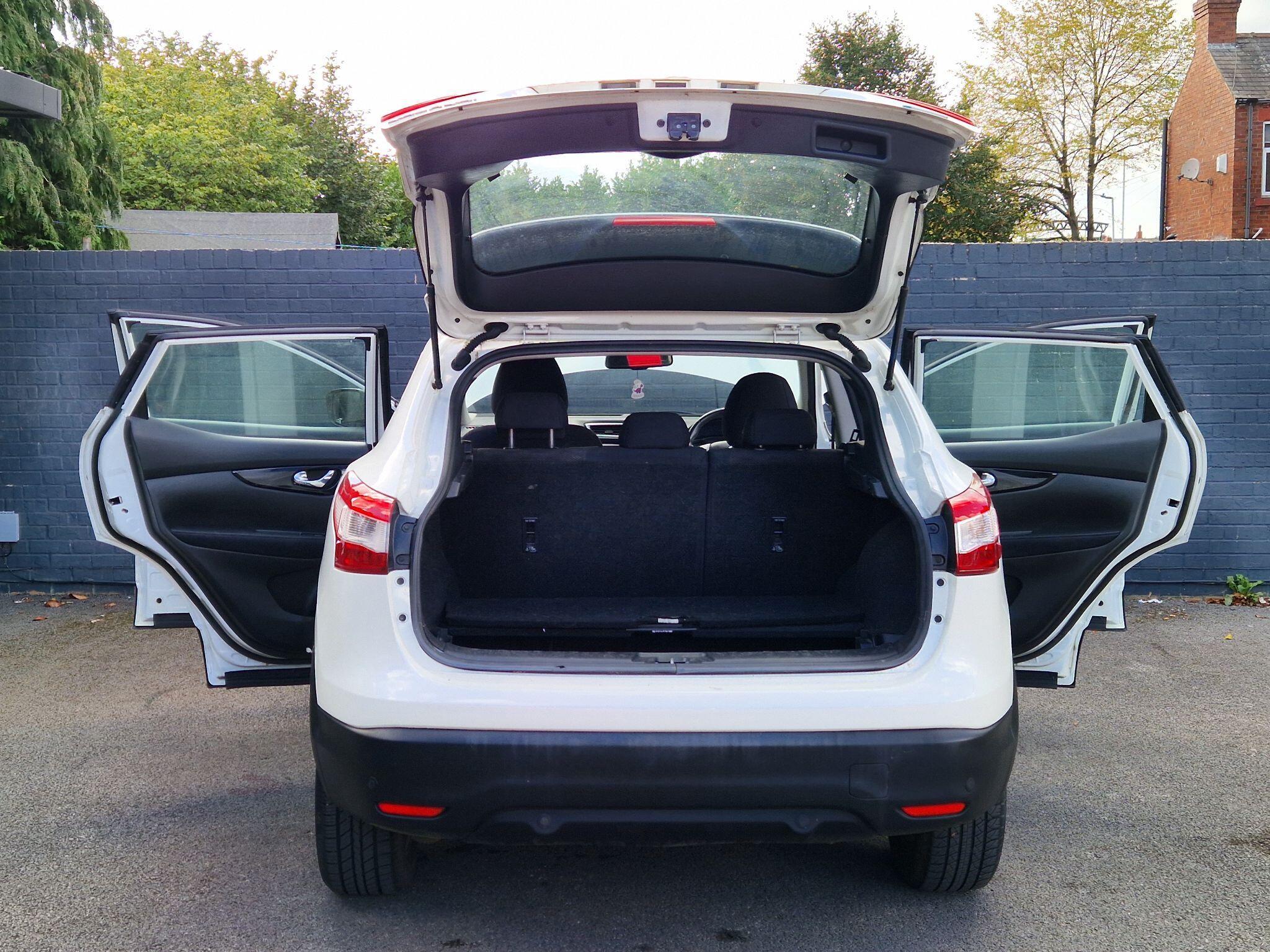 Nissan Qashqai - Image 19