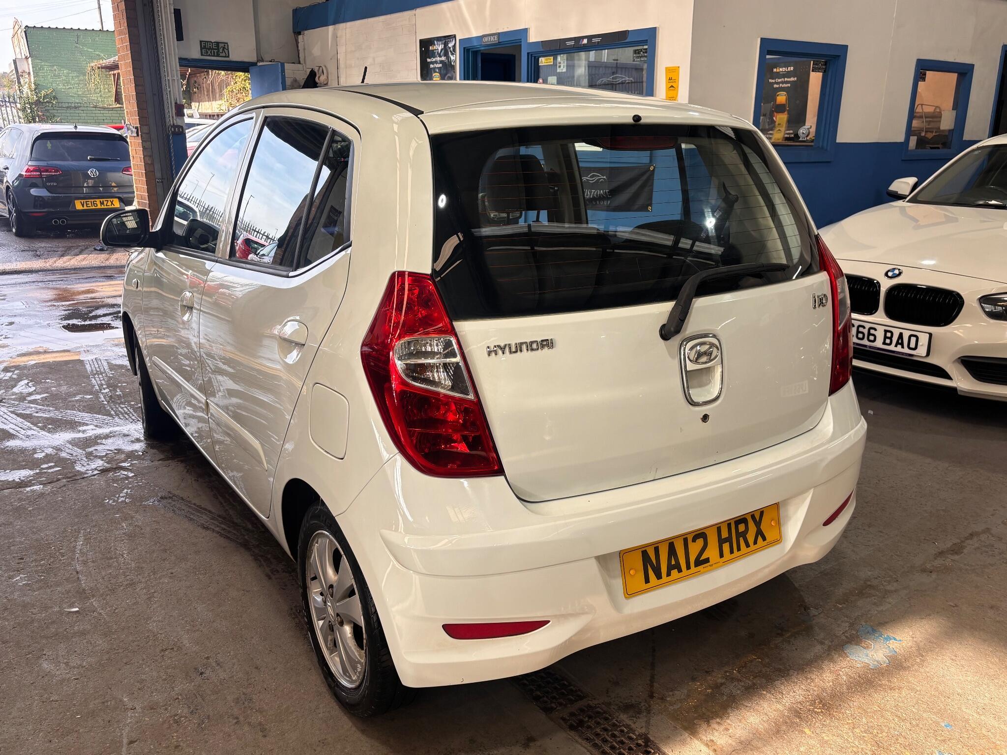 Hyundai i10 - Image 7