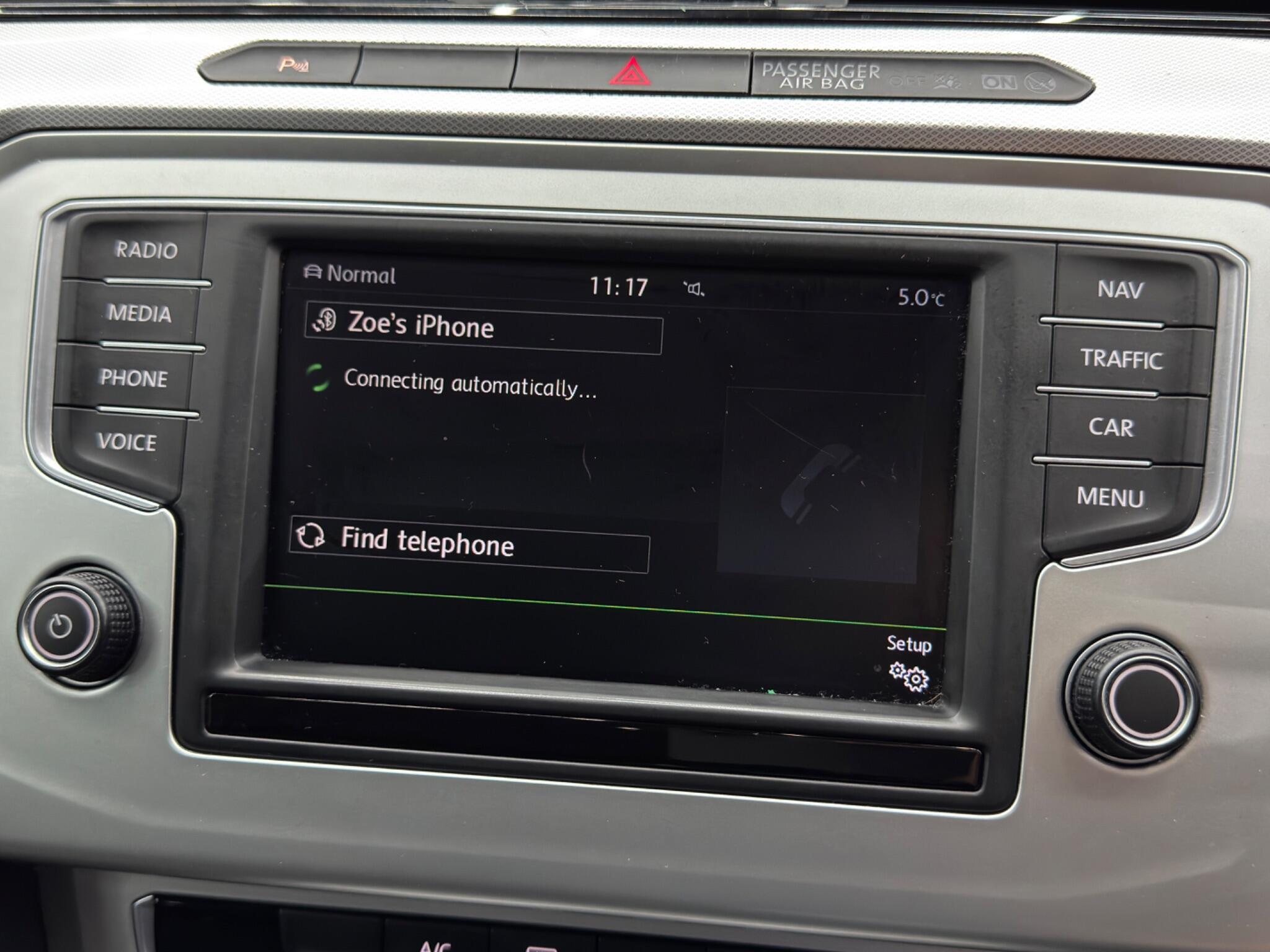 Volkswagen Passat - Image 31