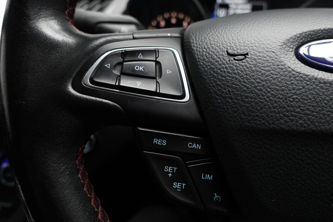 Ford Kuga - Image 28