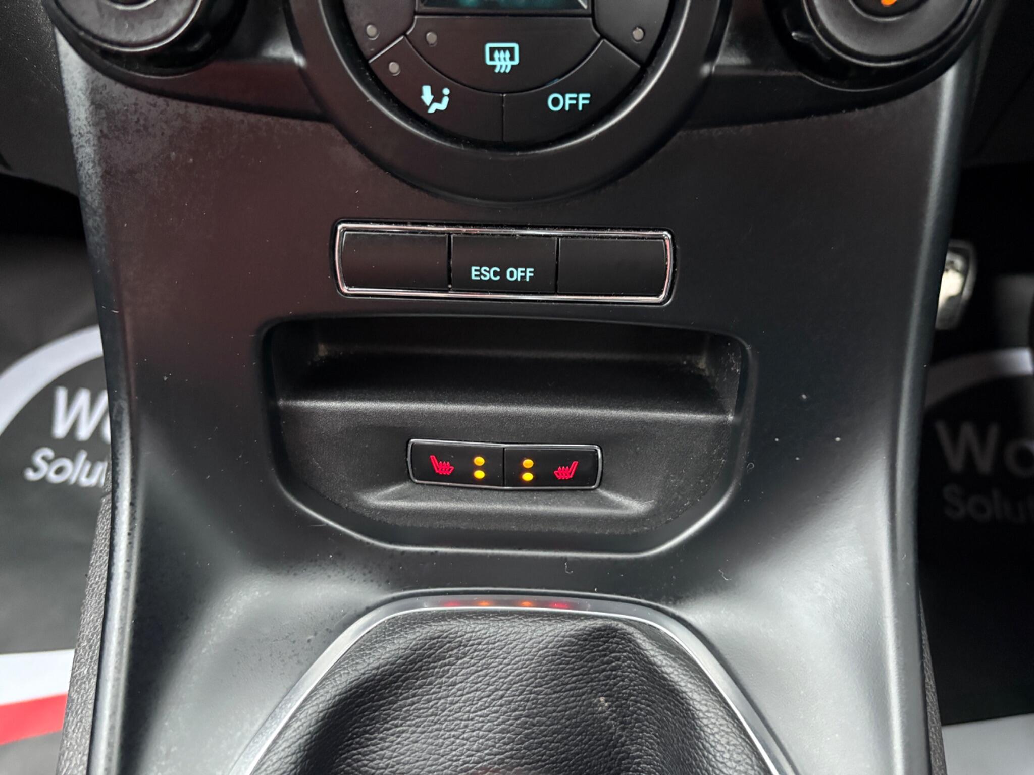 Ford Fiesta - Image 17