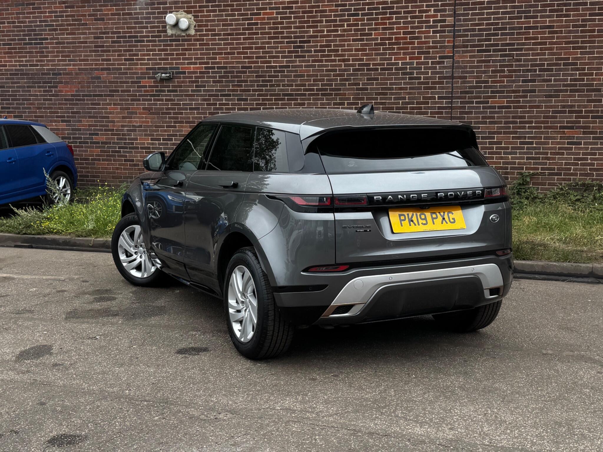 Land Rover Range Rover Evoque - Image 10