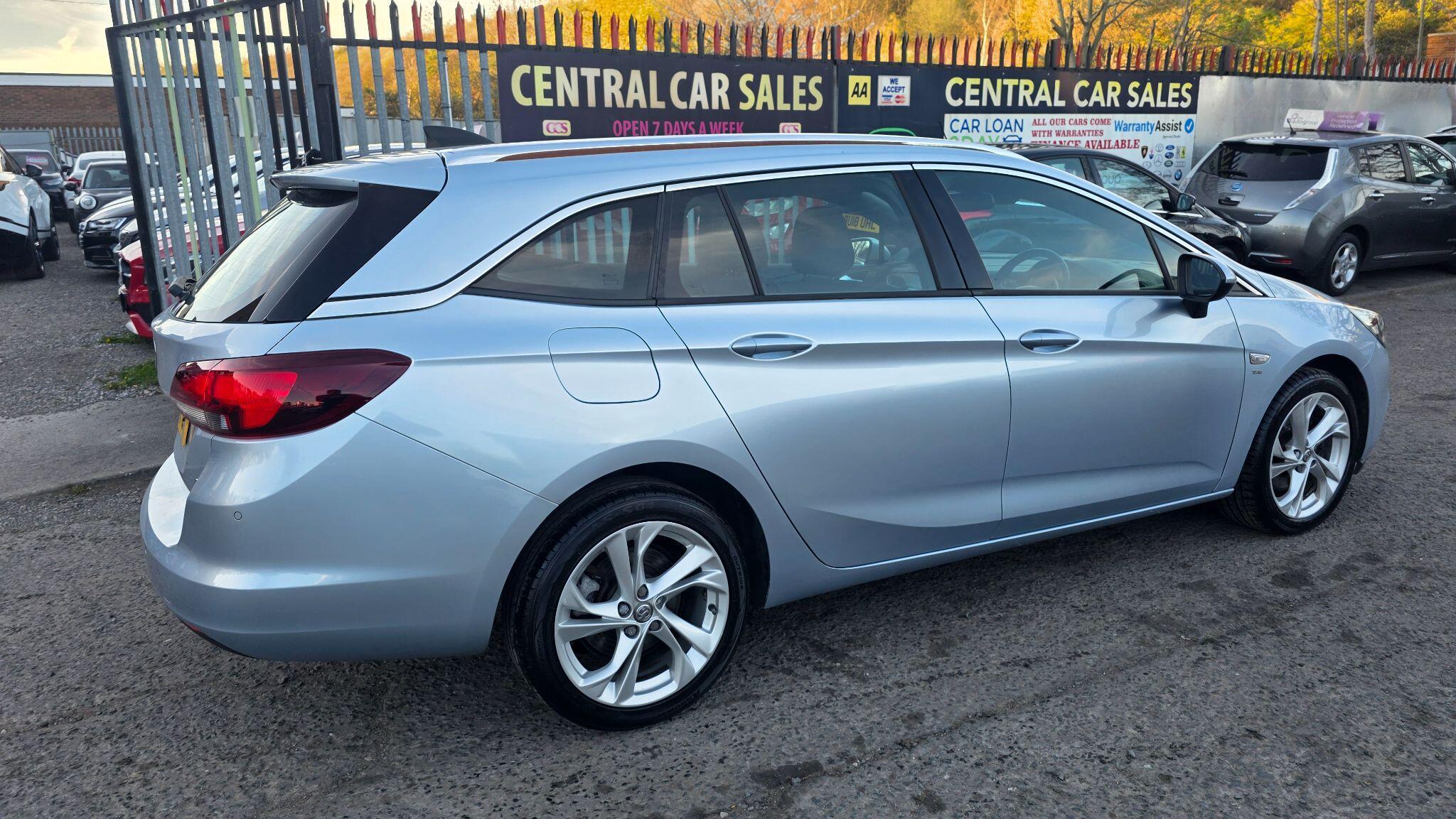 Vauxhall Astra - Image 8