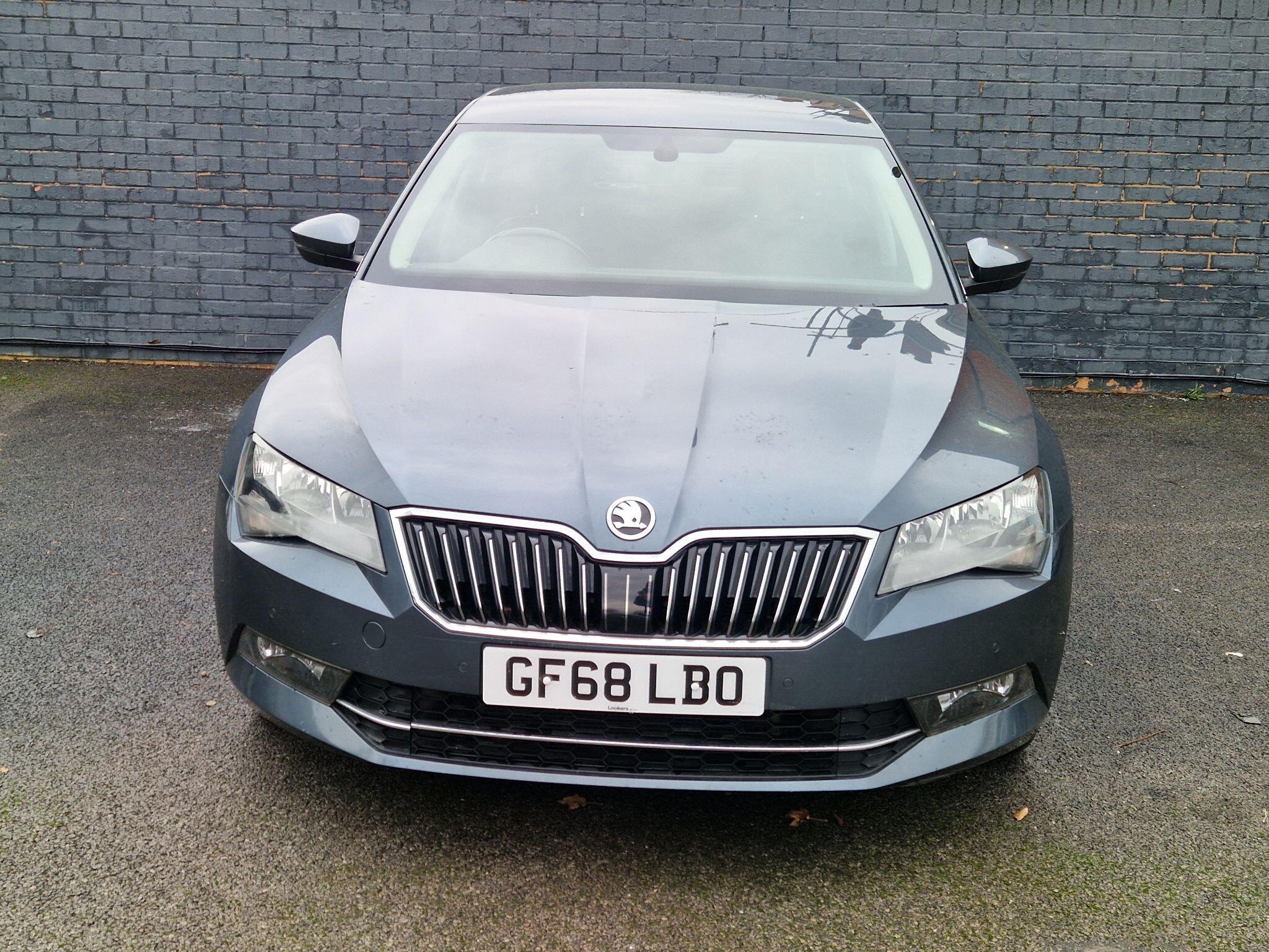 Skoda Superb - Image 4