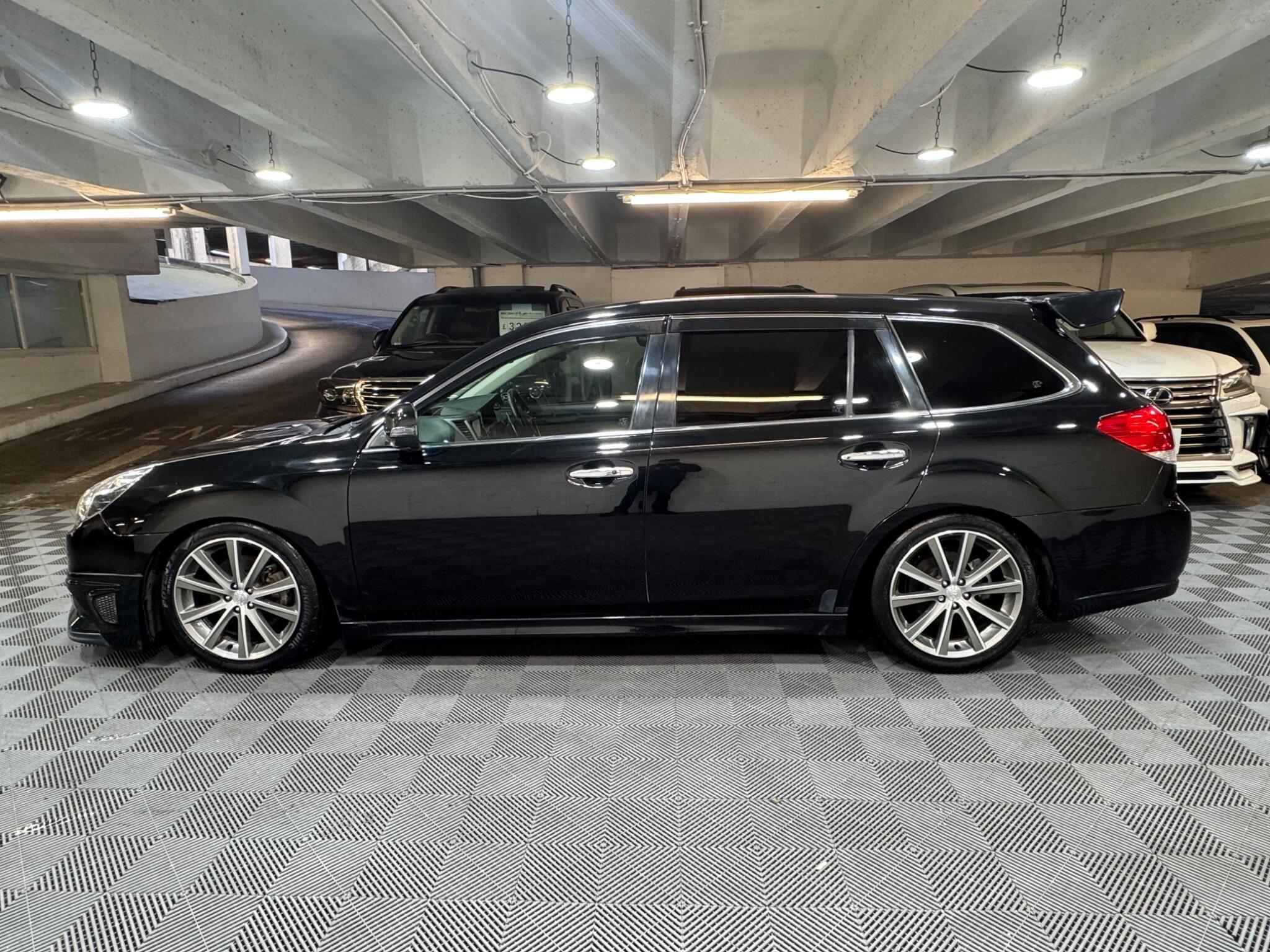 Subaru Legacy - Image 2
