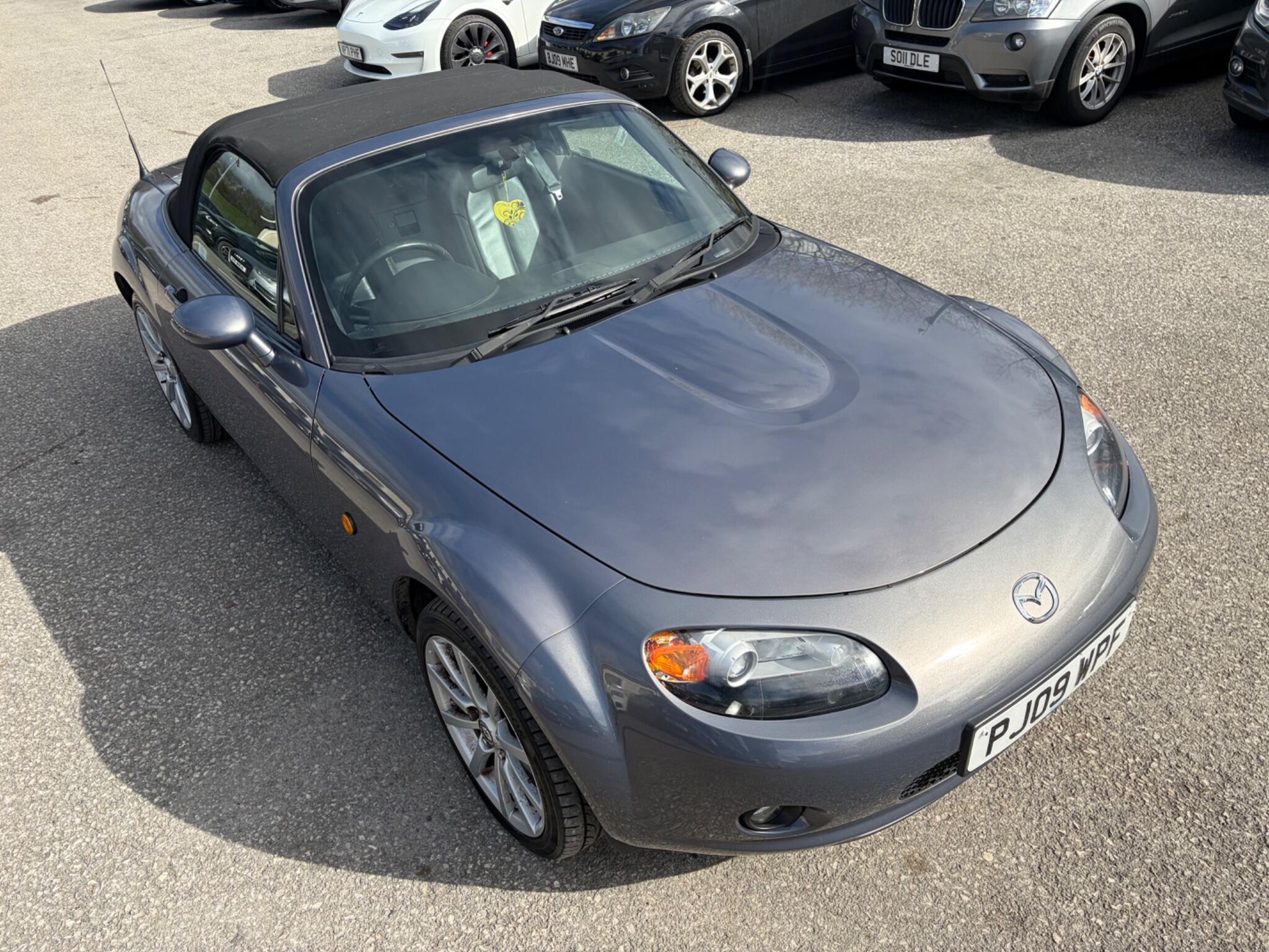 Mazda MX-5 - Image 15