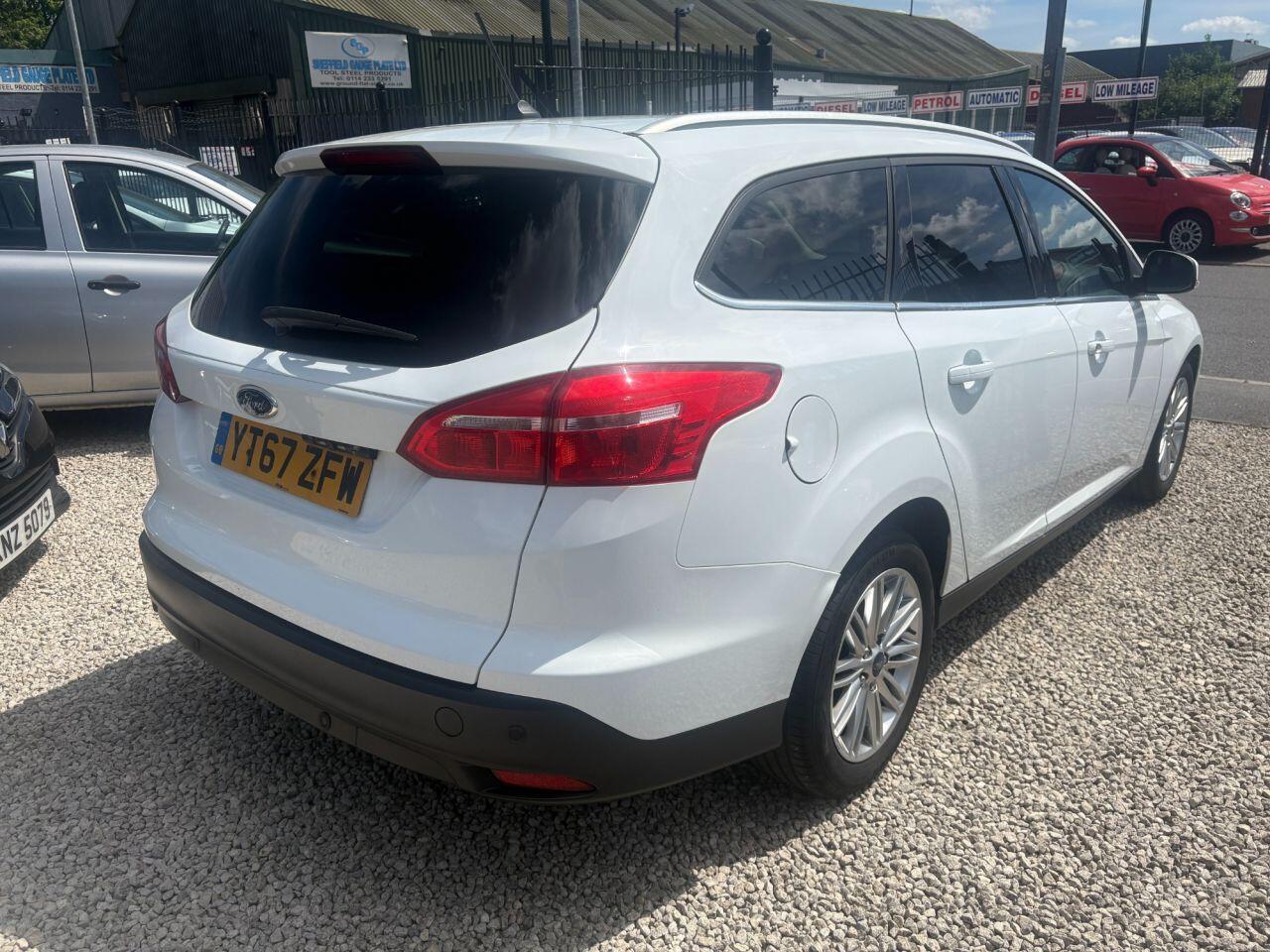 Ford Focus - Image 5