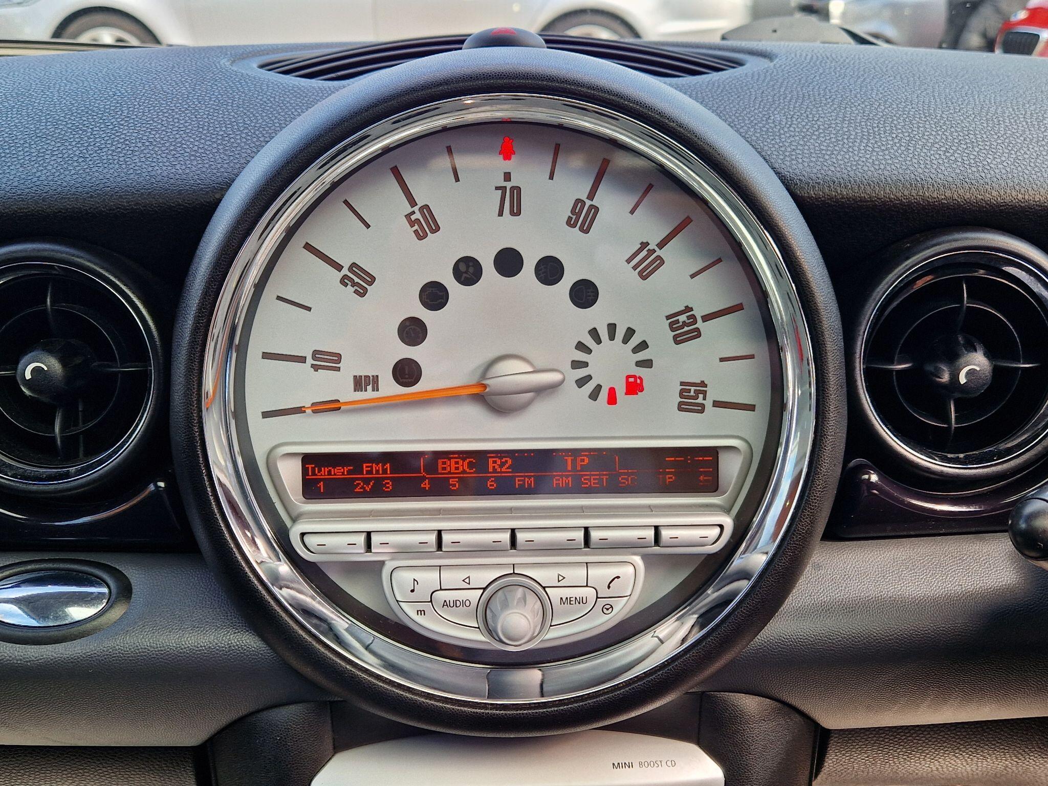 MINI Hatch - Image 27