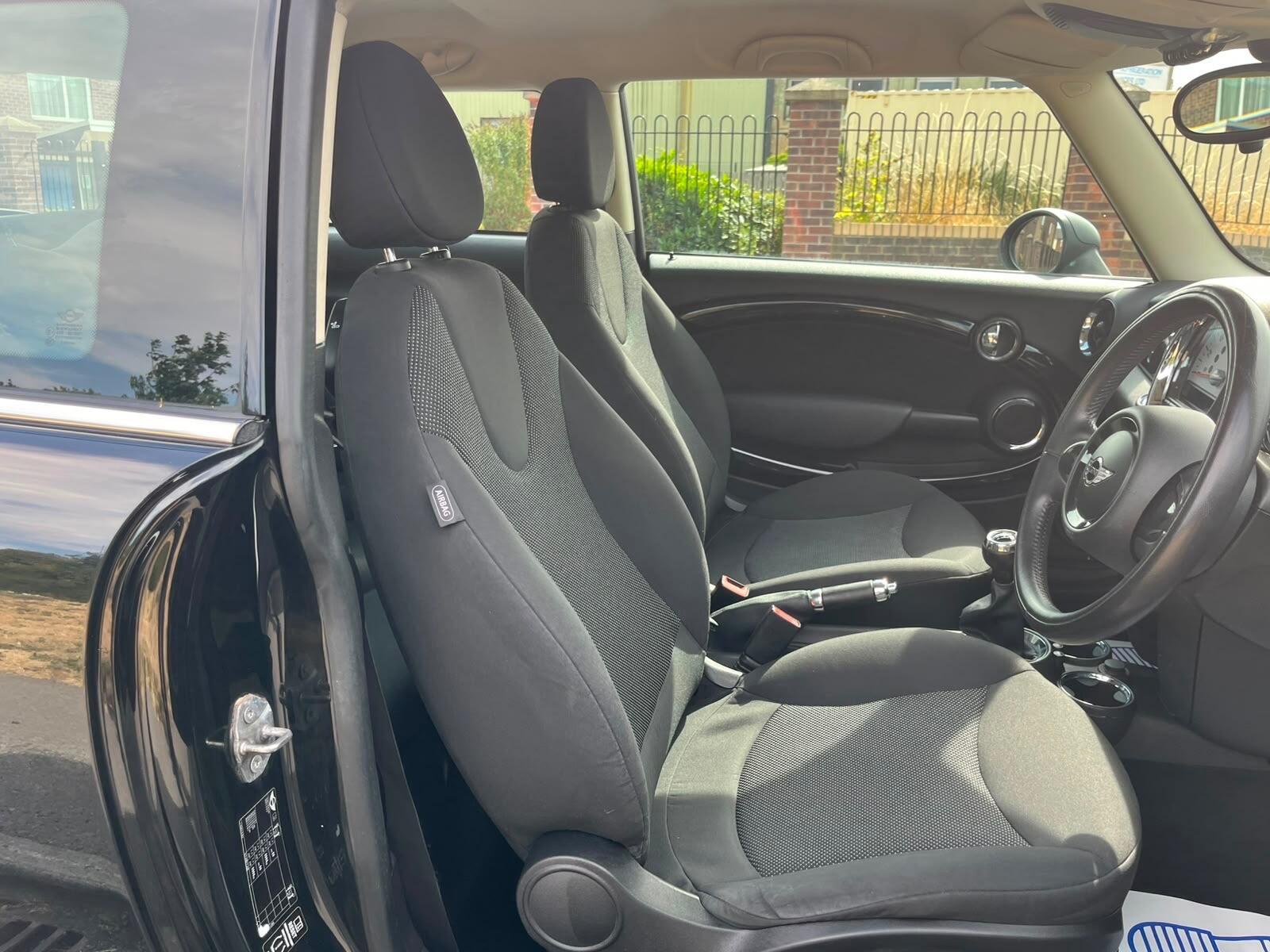 MINI Hatch - Image 12