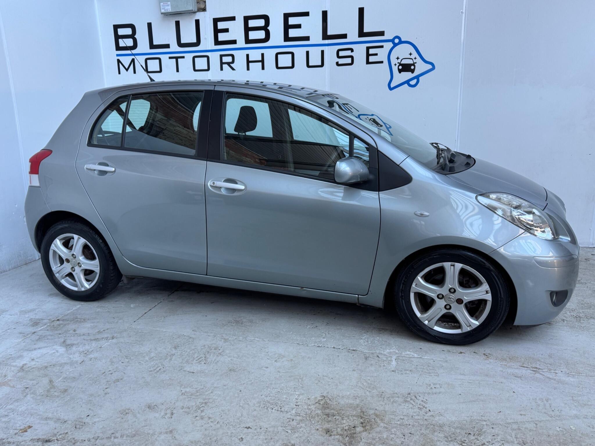 Toyota Yaris - Image 8