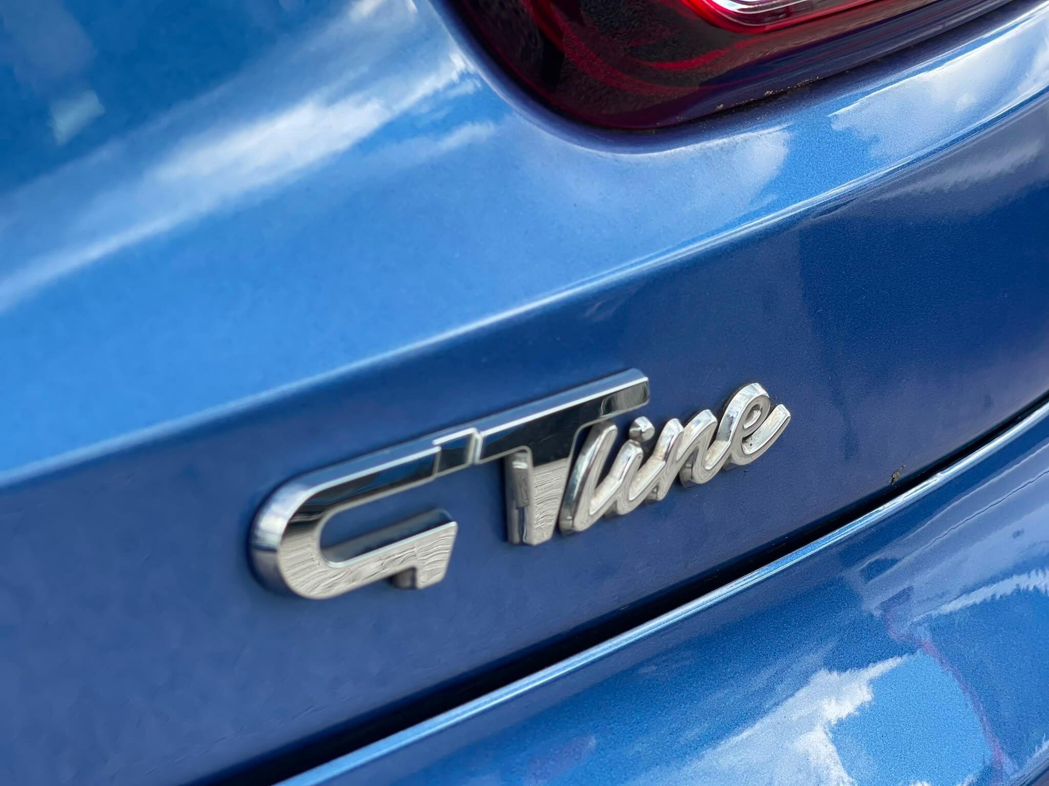 Renault Megane - Image 11