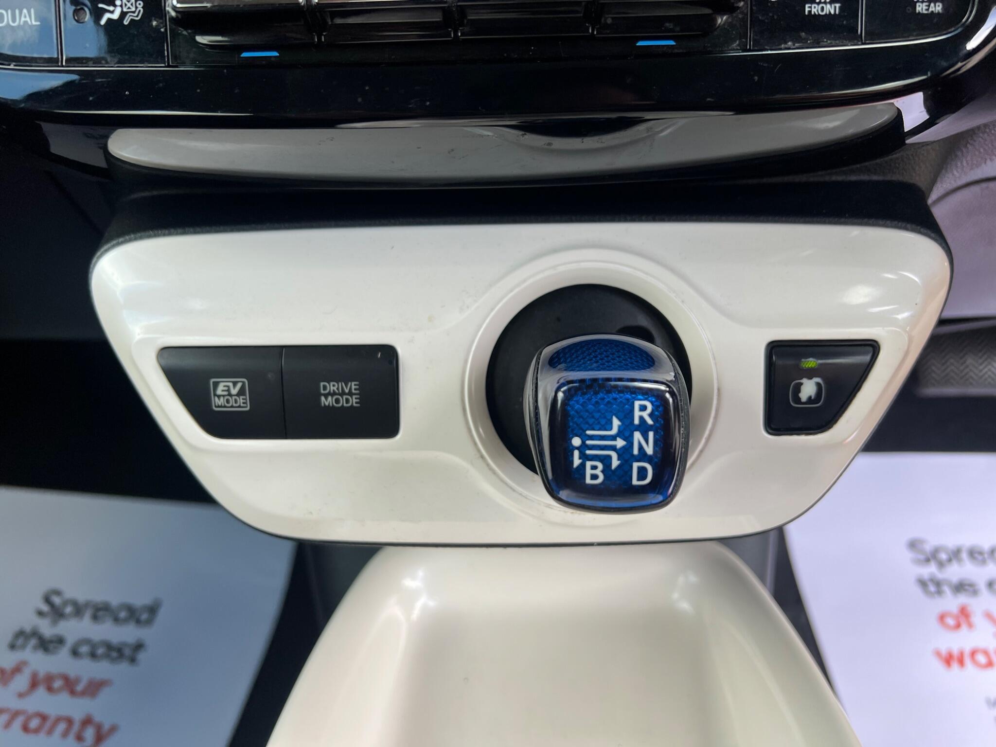 Toyota Prius - Image 20