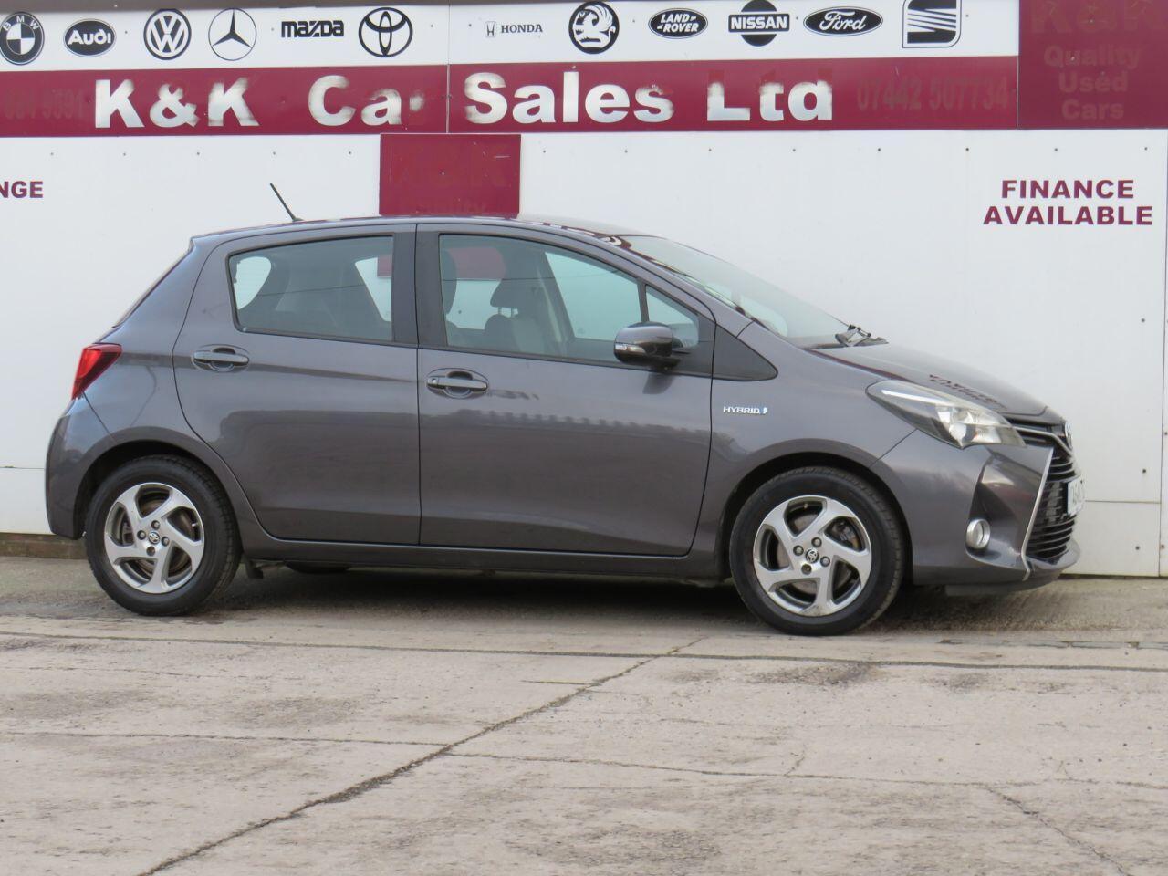 Toyota Yaris - Image 26