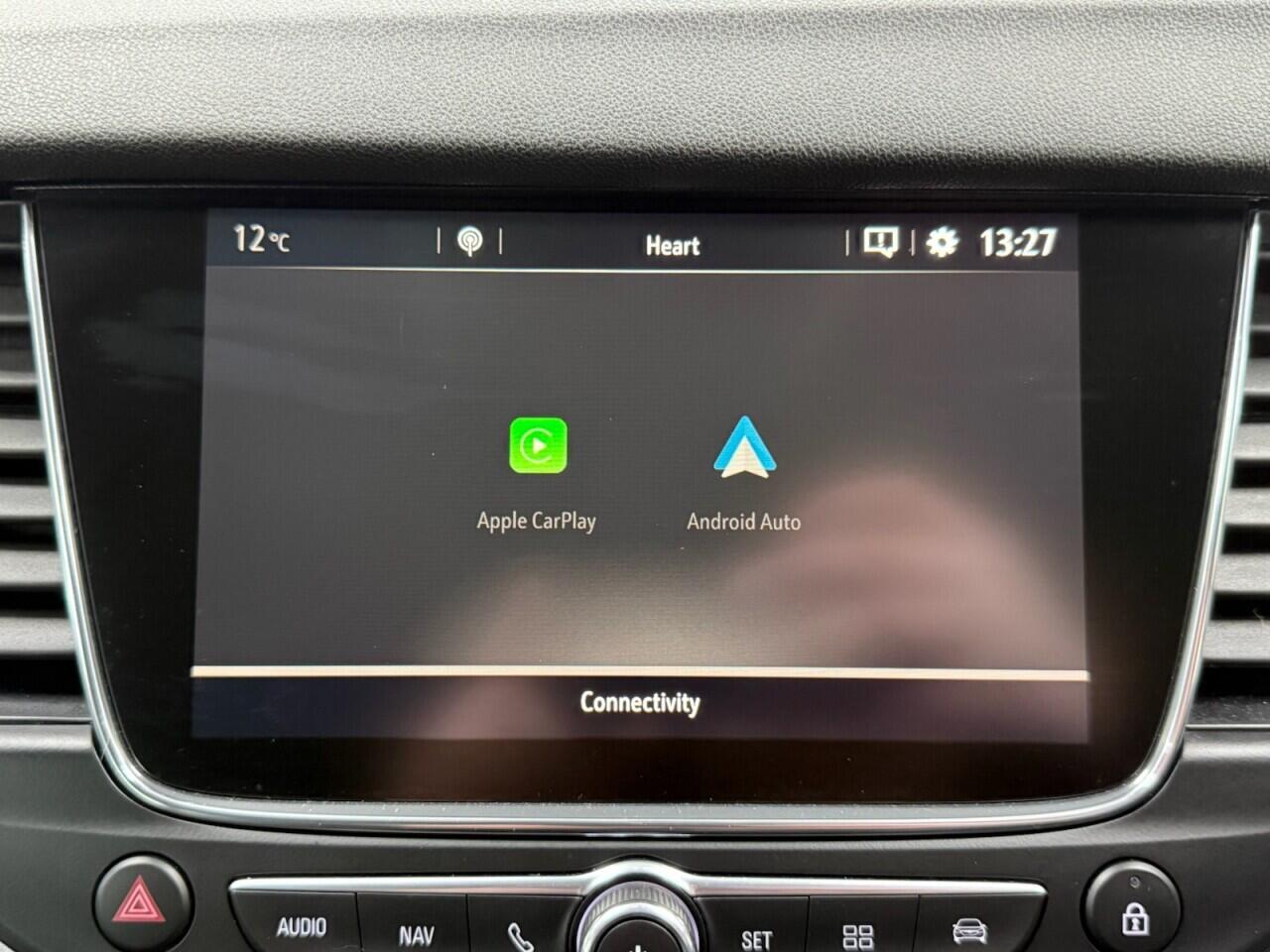 Vauxhall Grandland X - Image 25